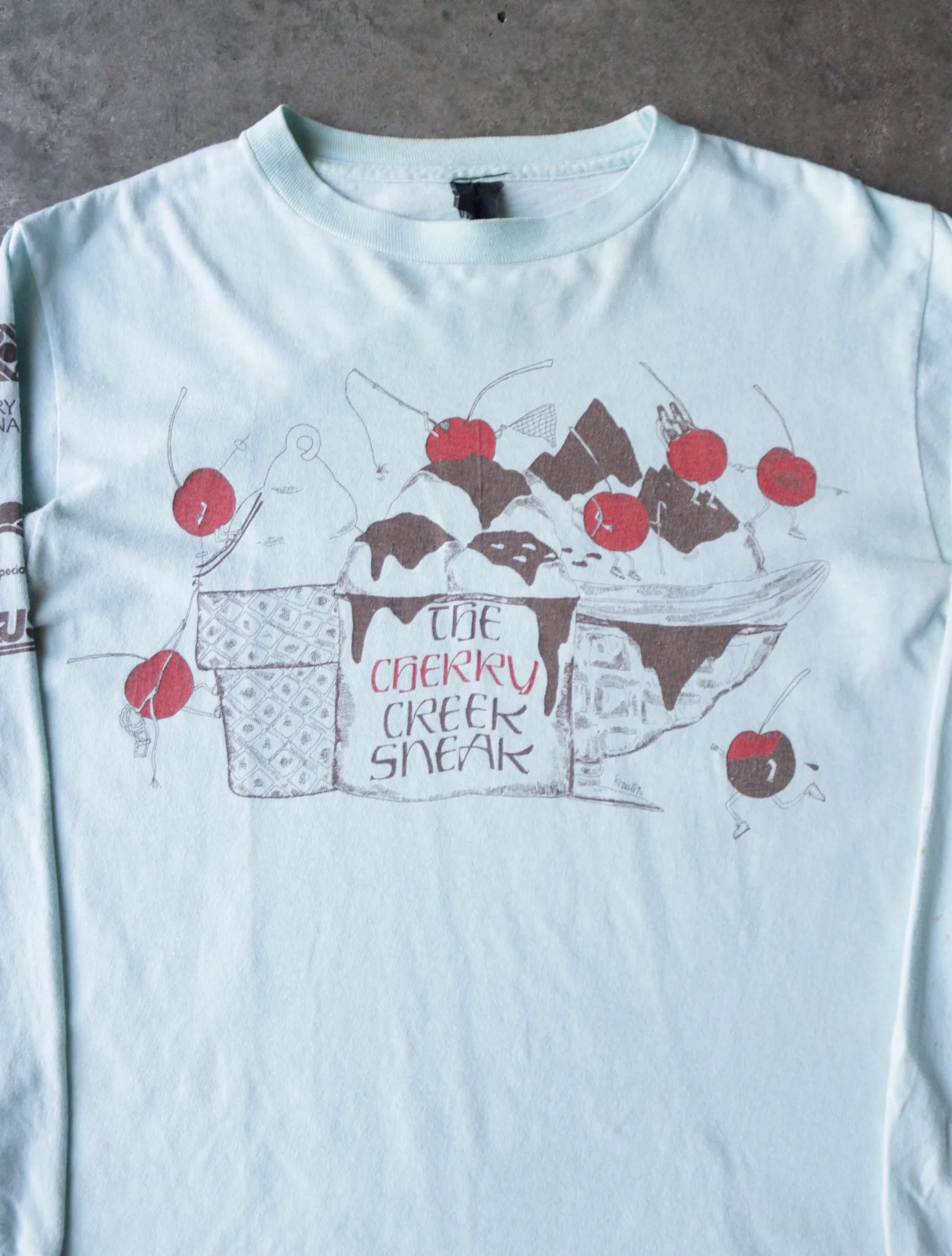 1980S CREEK SNEAK TEE