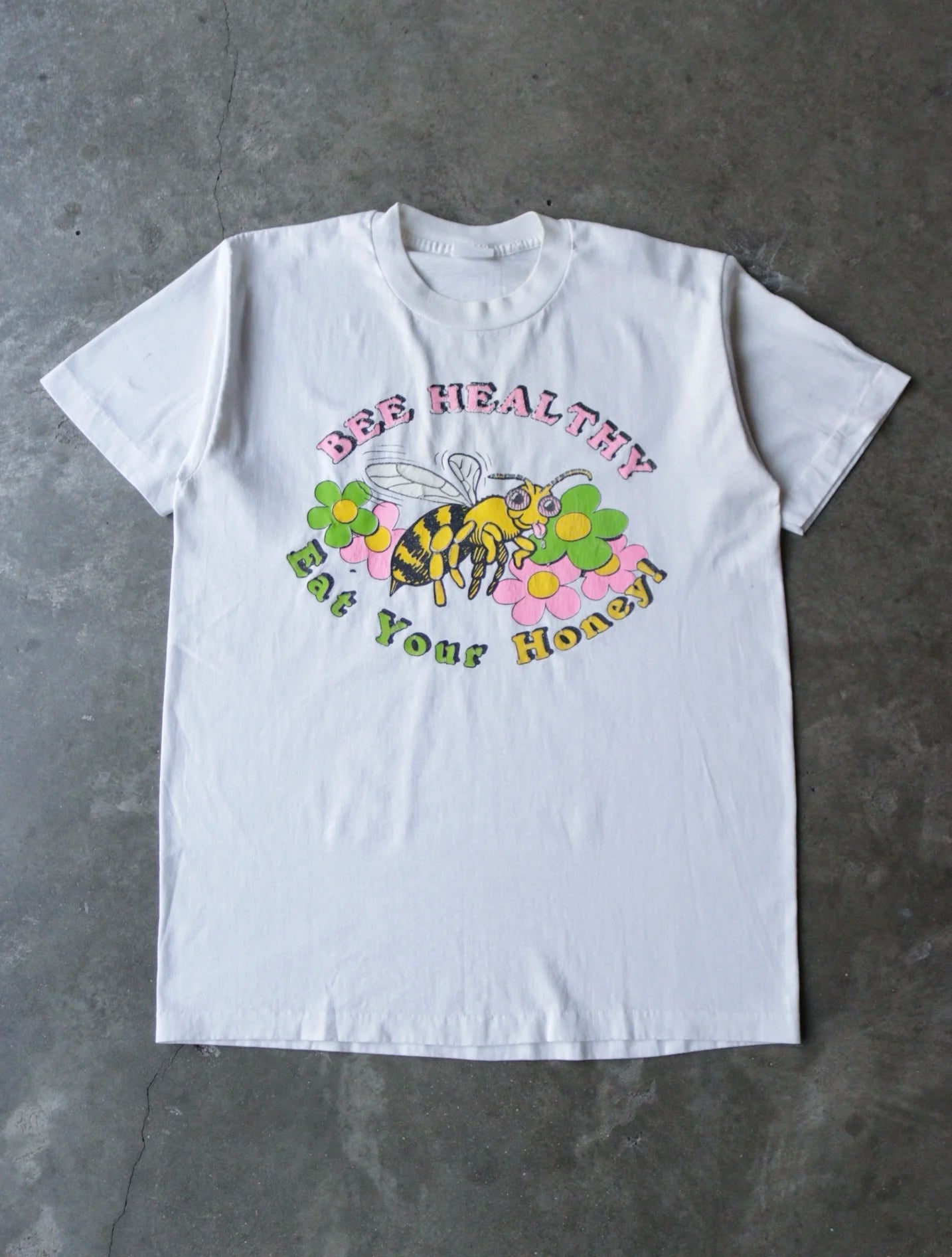 1990S BEE HEALTHY TEE