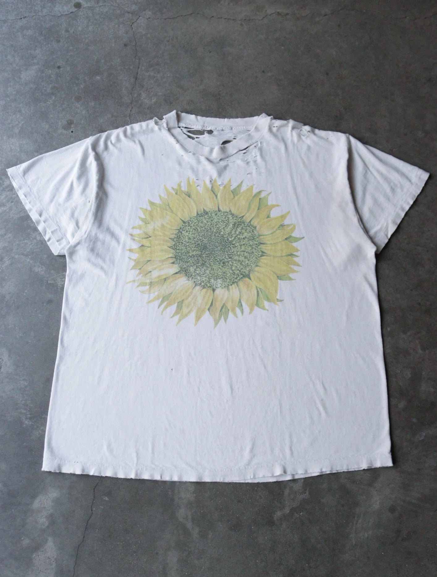 1990S DISTRESSED SUNFLOWER TEE
