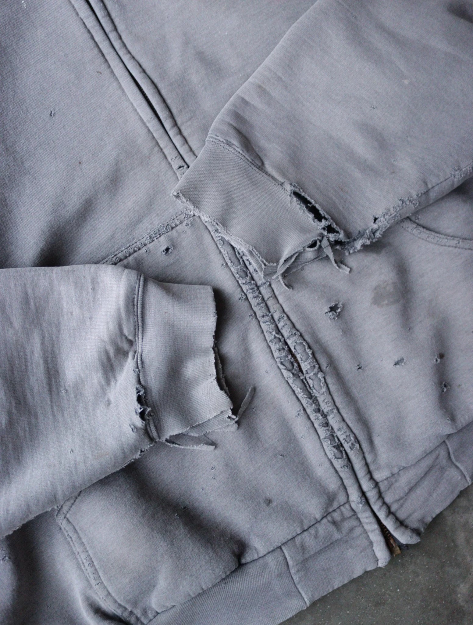 1990S FADED CARHARTT HOODED SWEATSHIRT