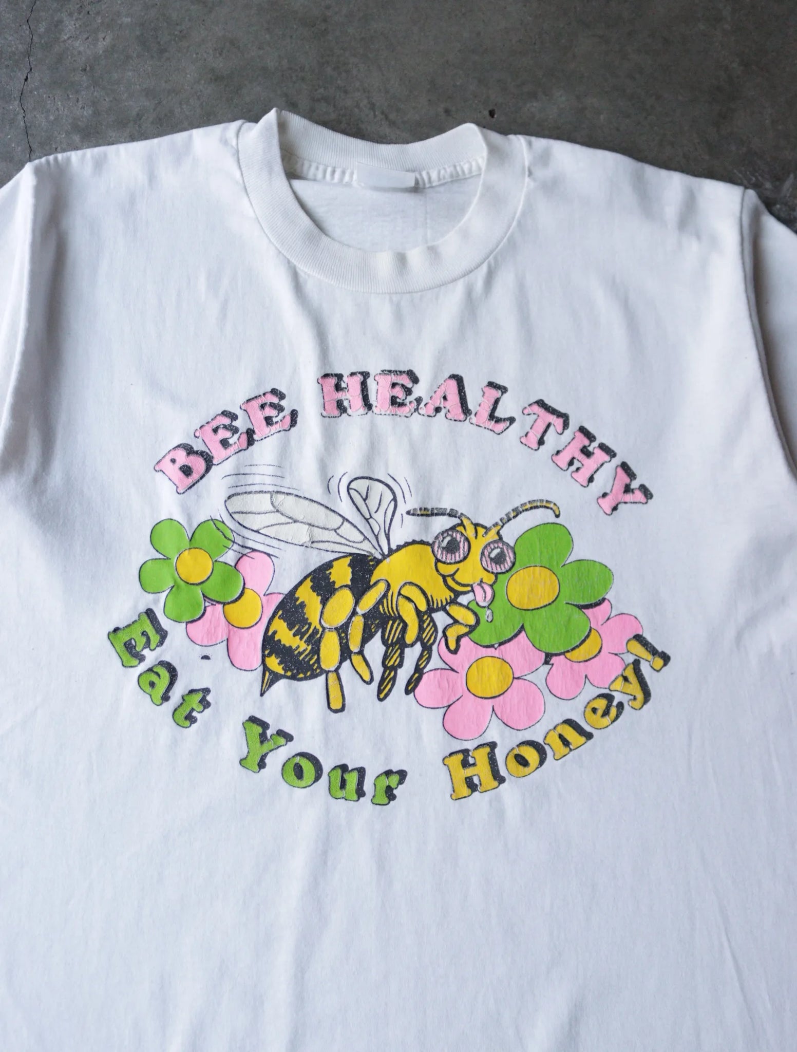 1990S BEE HEALTHY TEE