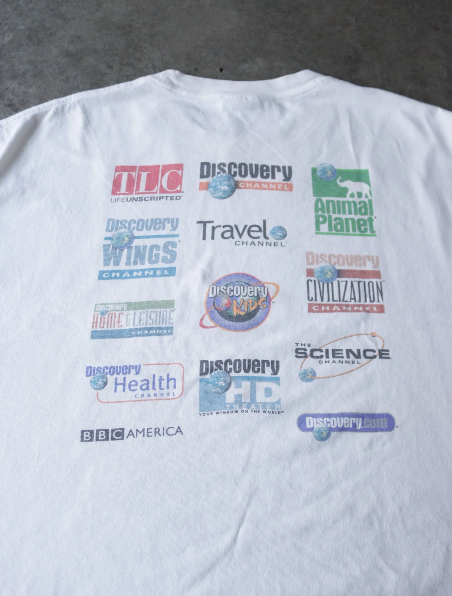 2000S DISCOVERY CHANNEL L/S TEE