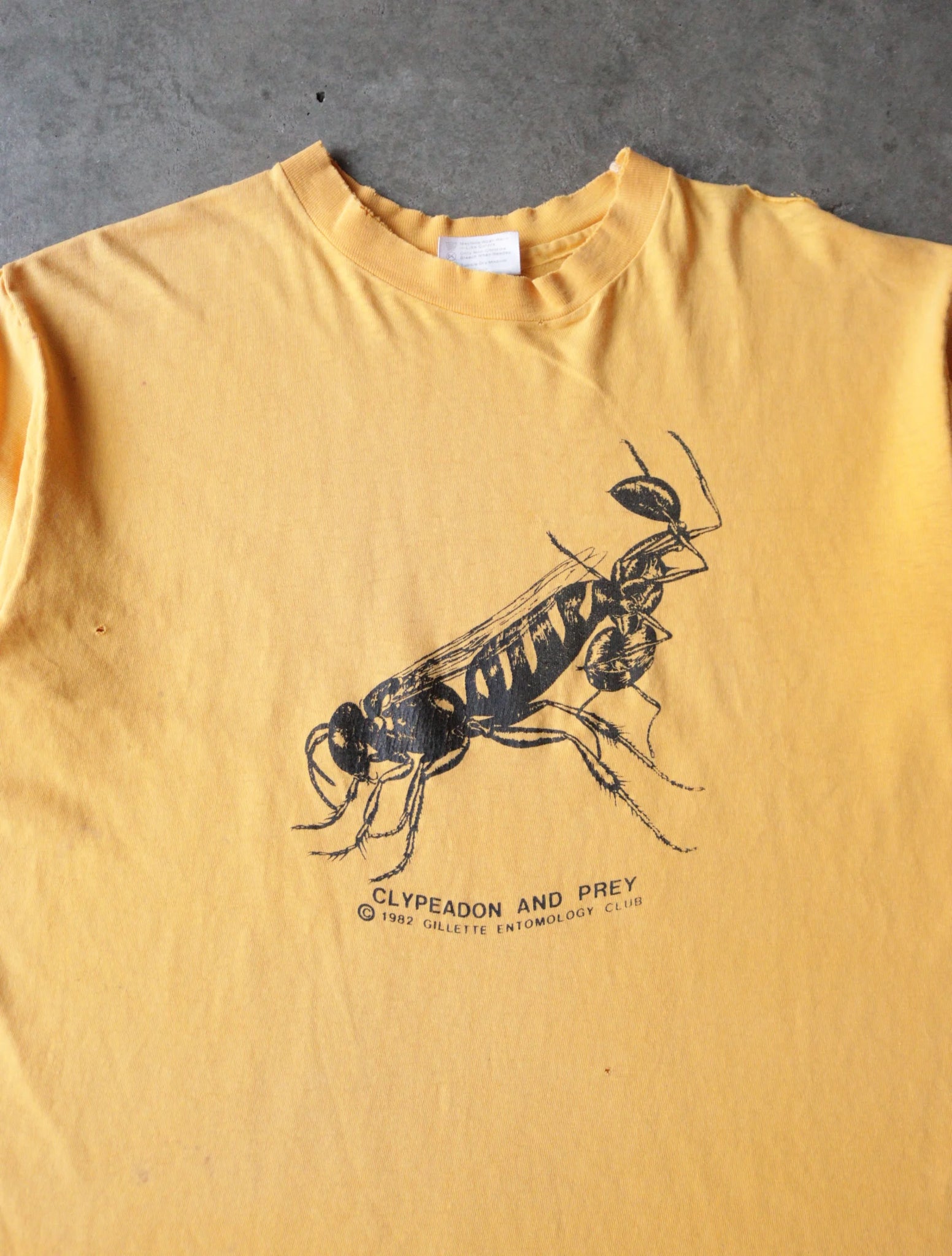 1990S ANT AND WASP TEE