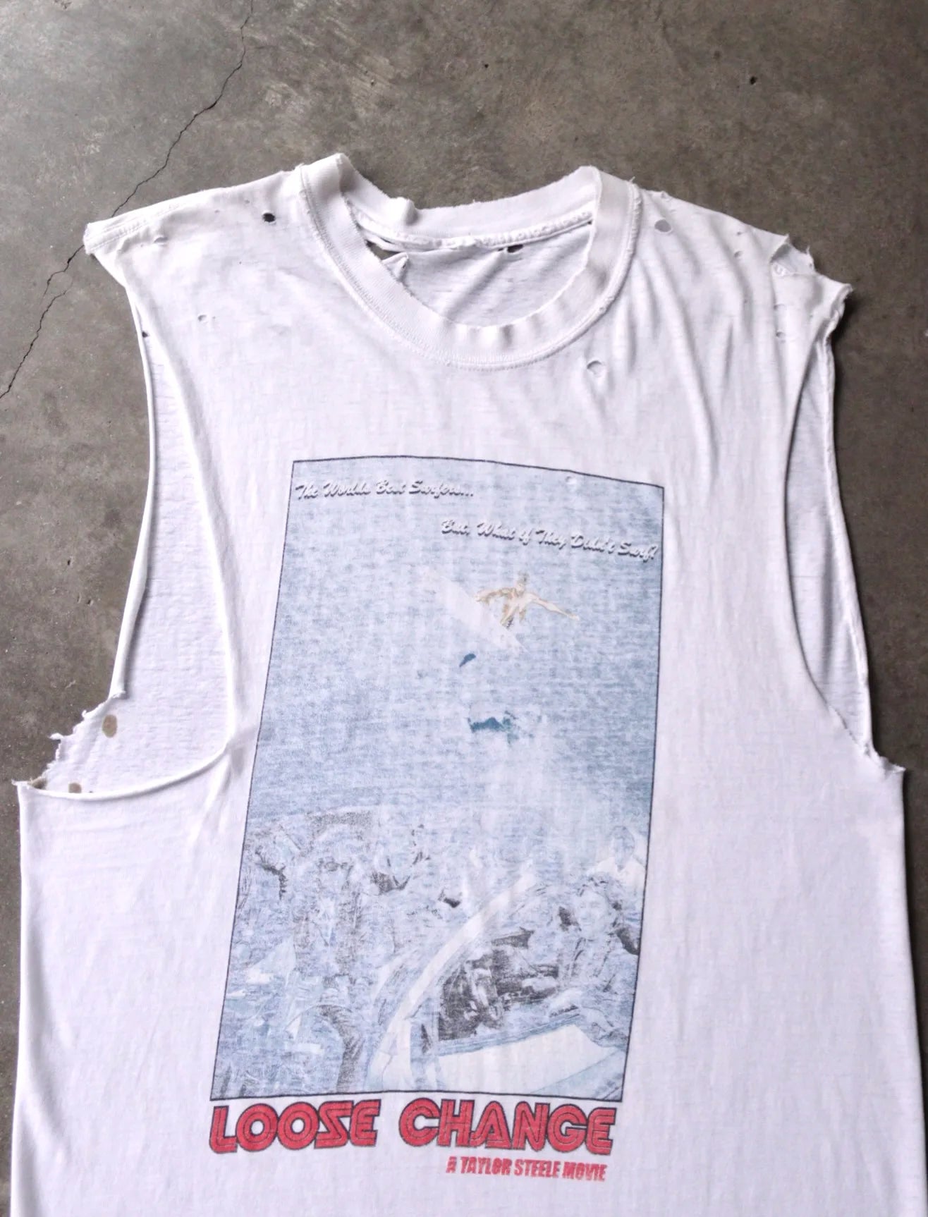 1990S CHOPPED FADED LOOSE CHANGE SURFER TEE