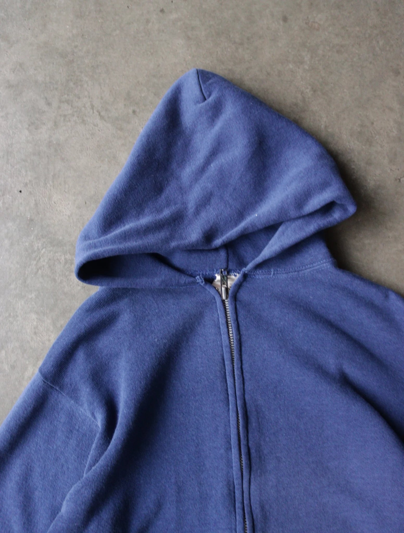 1970S BLUE ZIP UP HOODED SWEATSHIRT