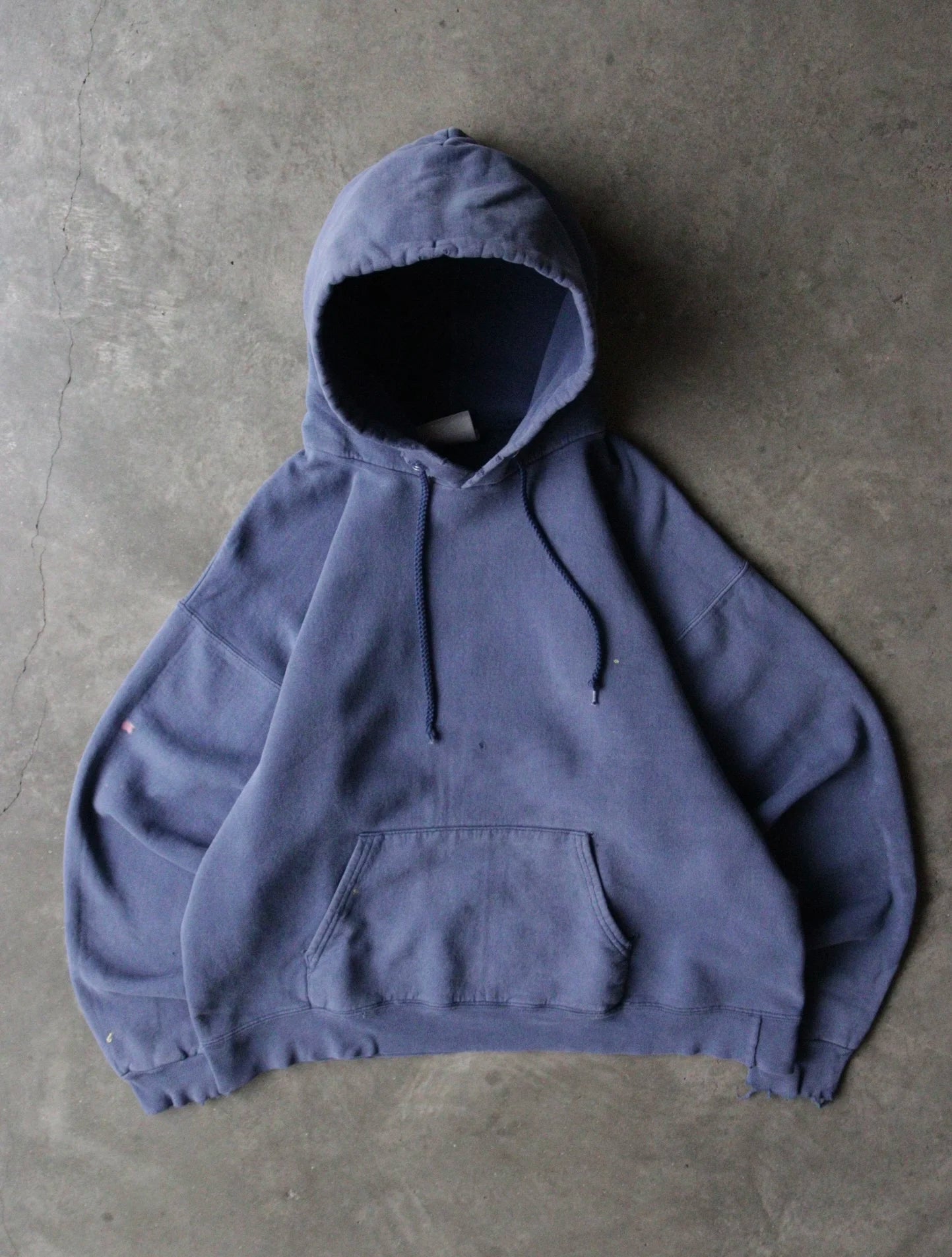 1990S FADED DISTRESSED HOODED SWEATSHIRT