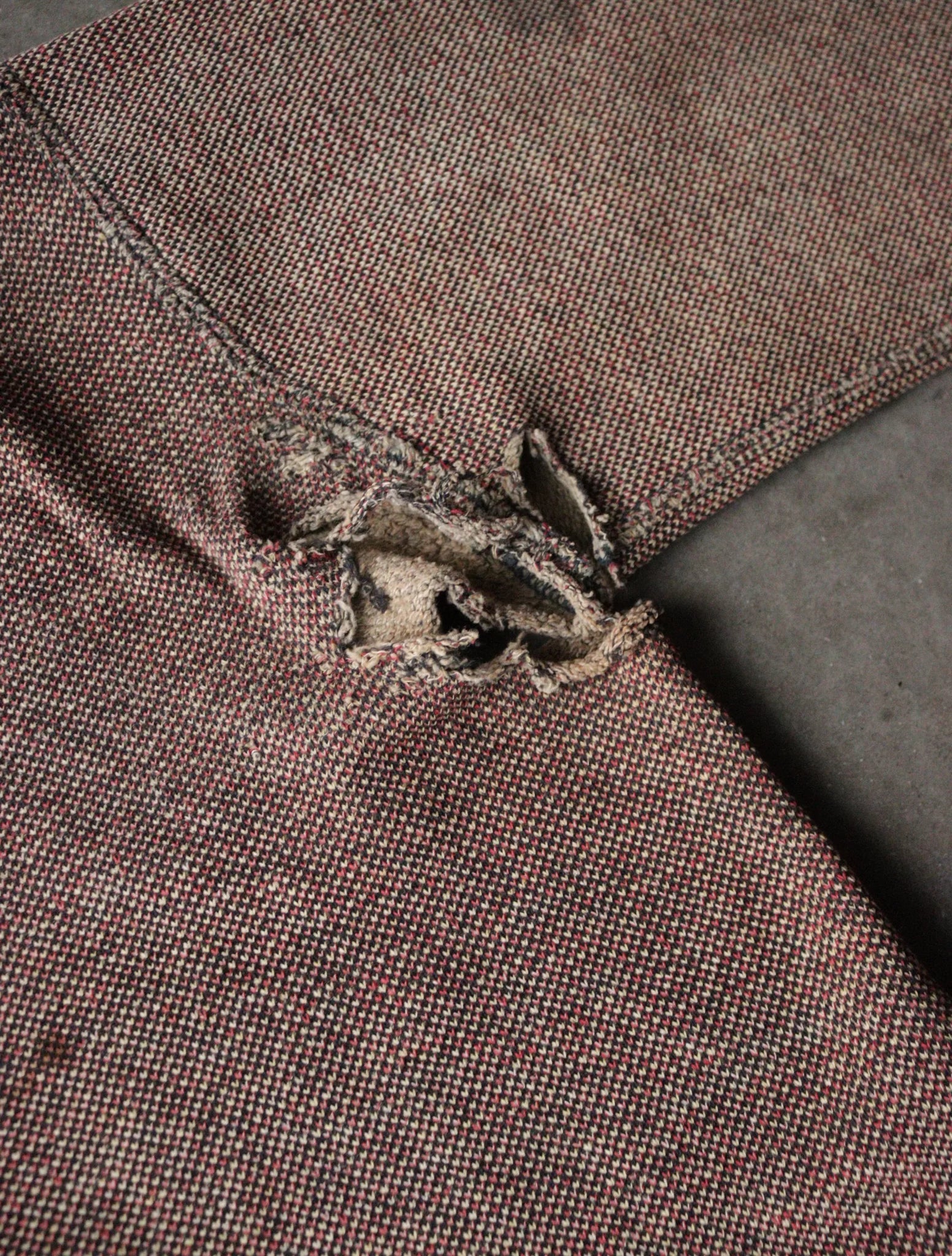 1940S THRASHED CARDIGAN