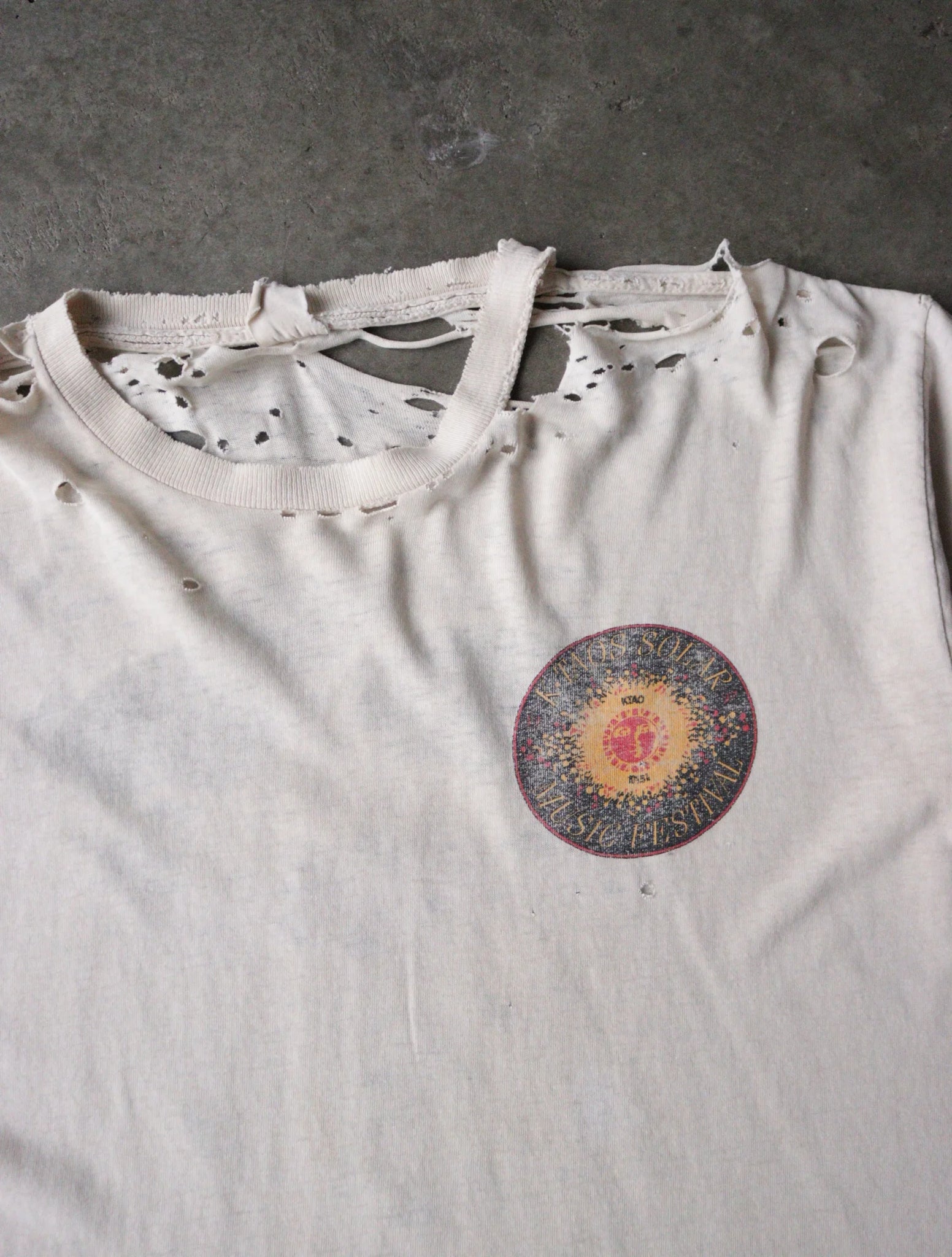 1990S THRASHED TEE
