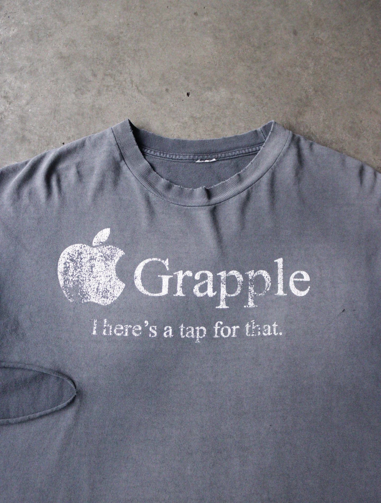 1990S FADED GRAPPLE TEE