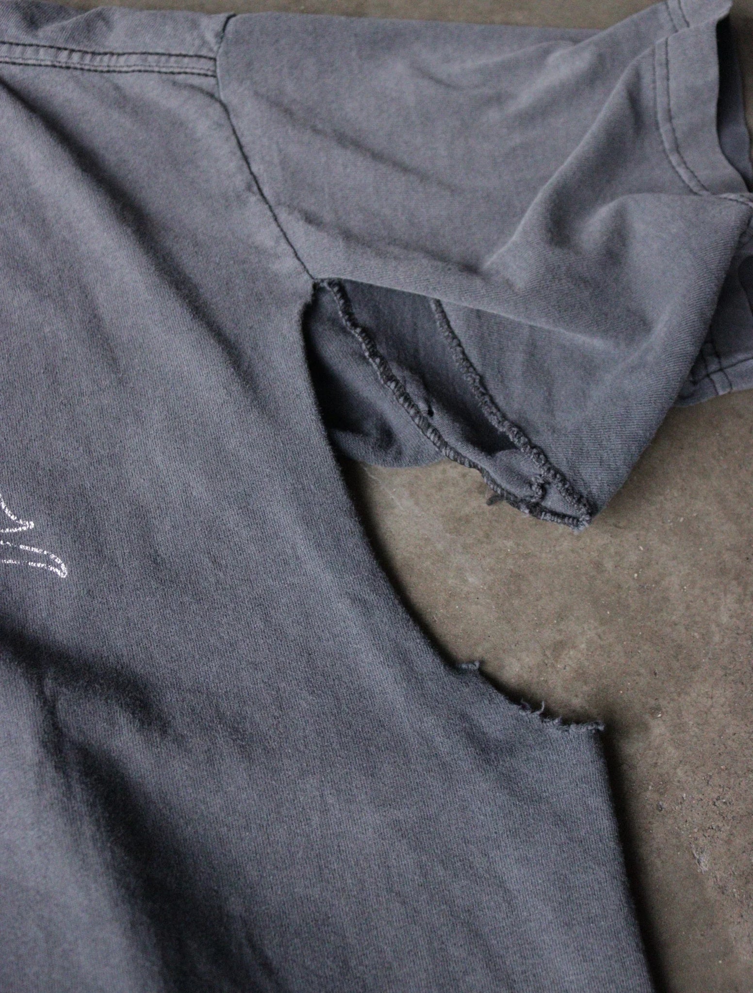 1990S FADED GRAPPLE TEE