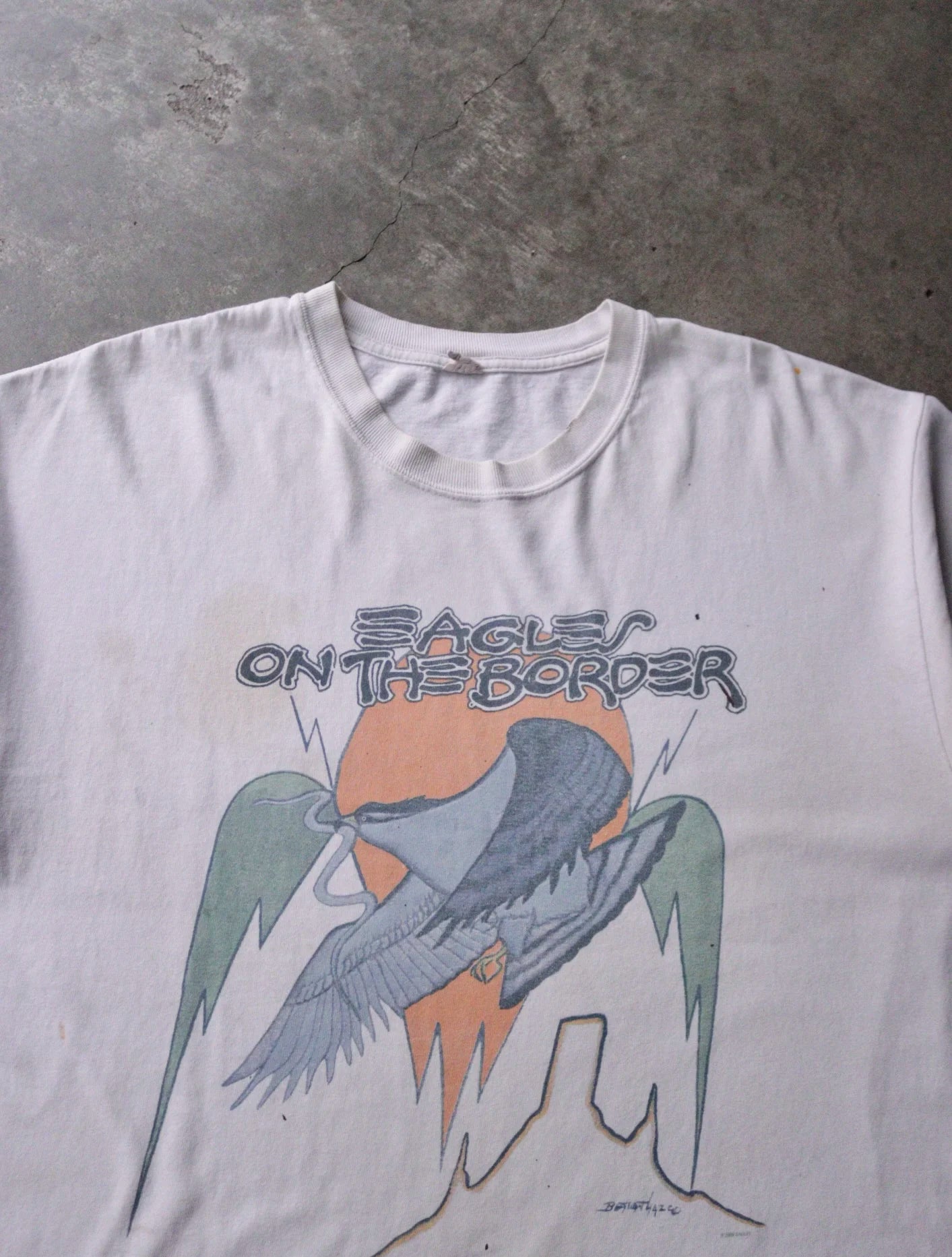 2000S EAGLES ON THE BORDER TEE