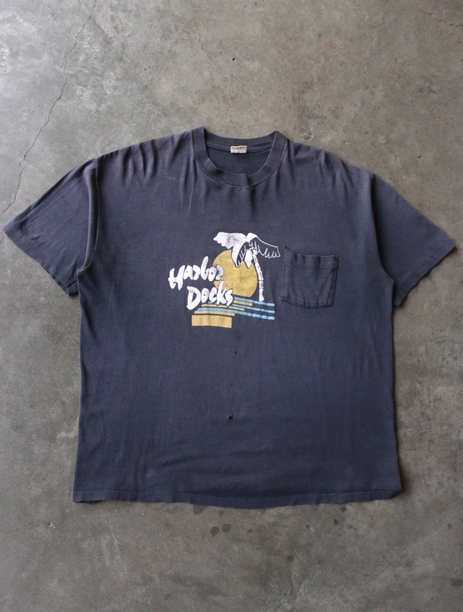 1990S FADED HARBOR DOCKS POCKET TEE