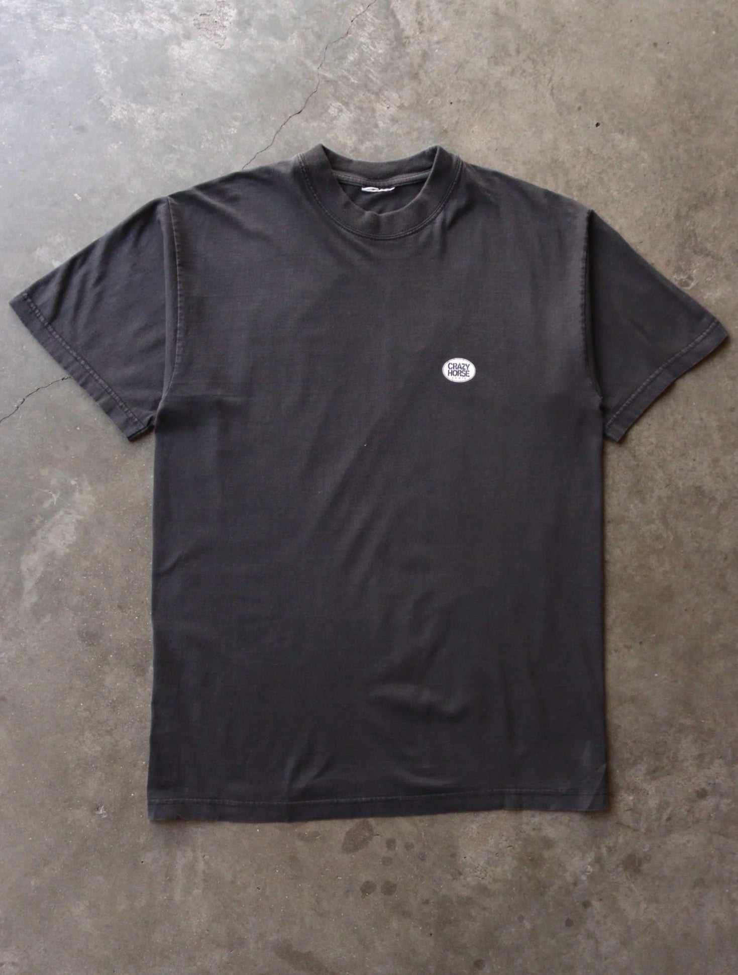 2000S SUN FADED CRAZY HORSE TEE