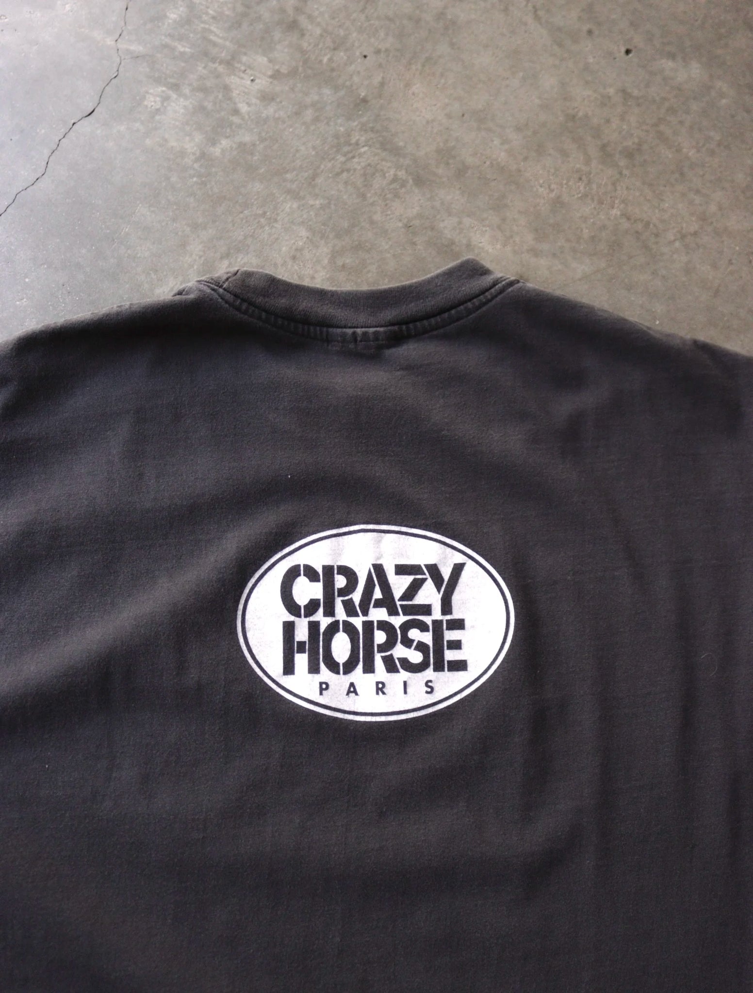 2000S SUN FADED CRAZY HORSE TEE
