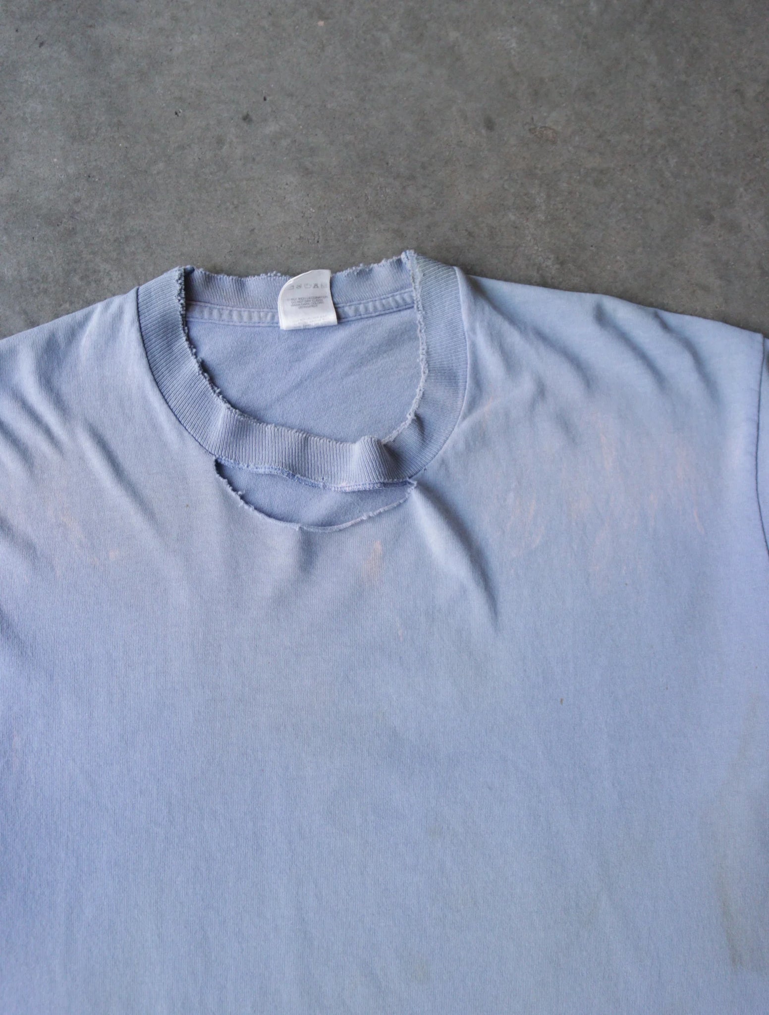 1990S DISTRESSED TEE