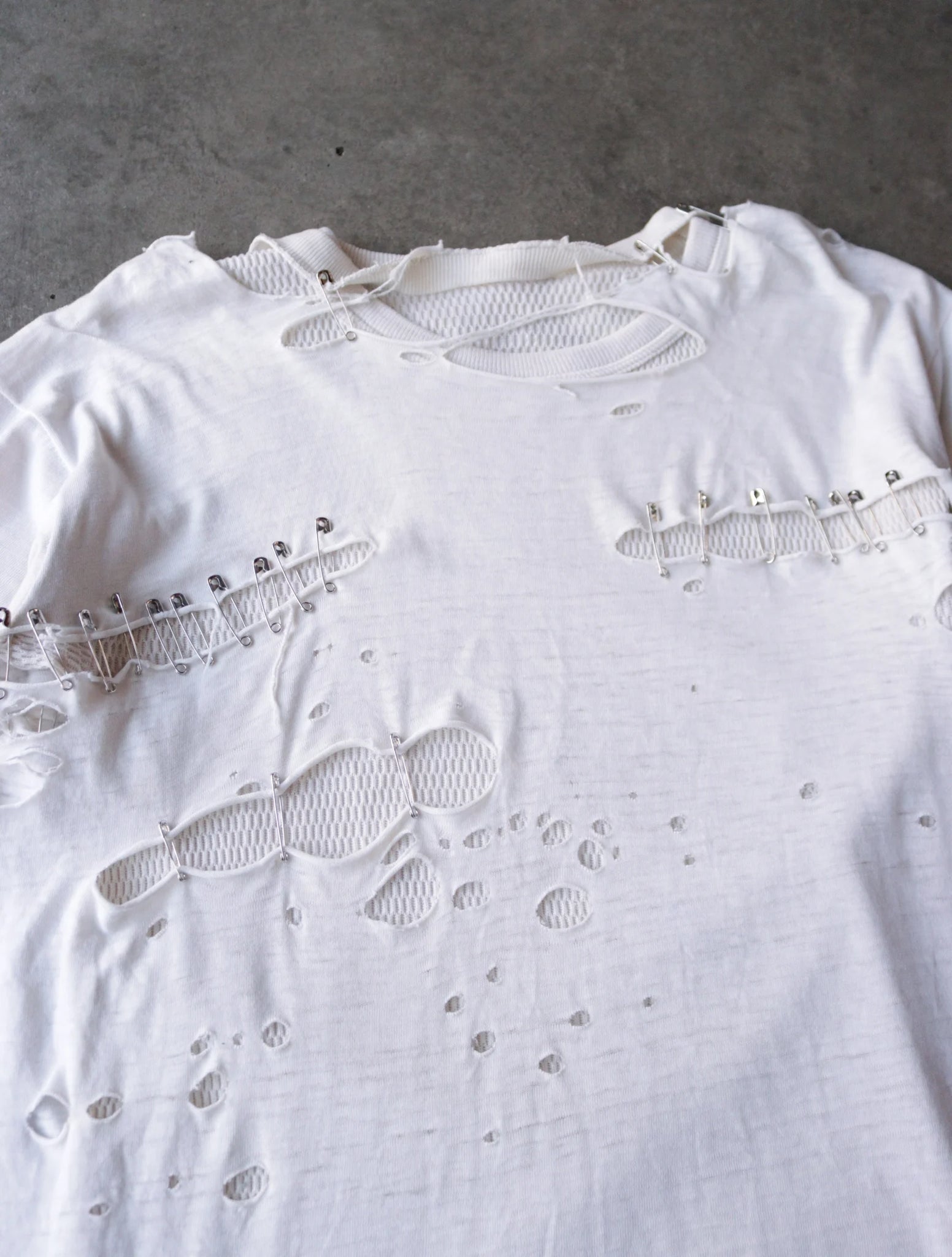 1970S BLANK THRASHED TEE + THERMAL