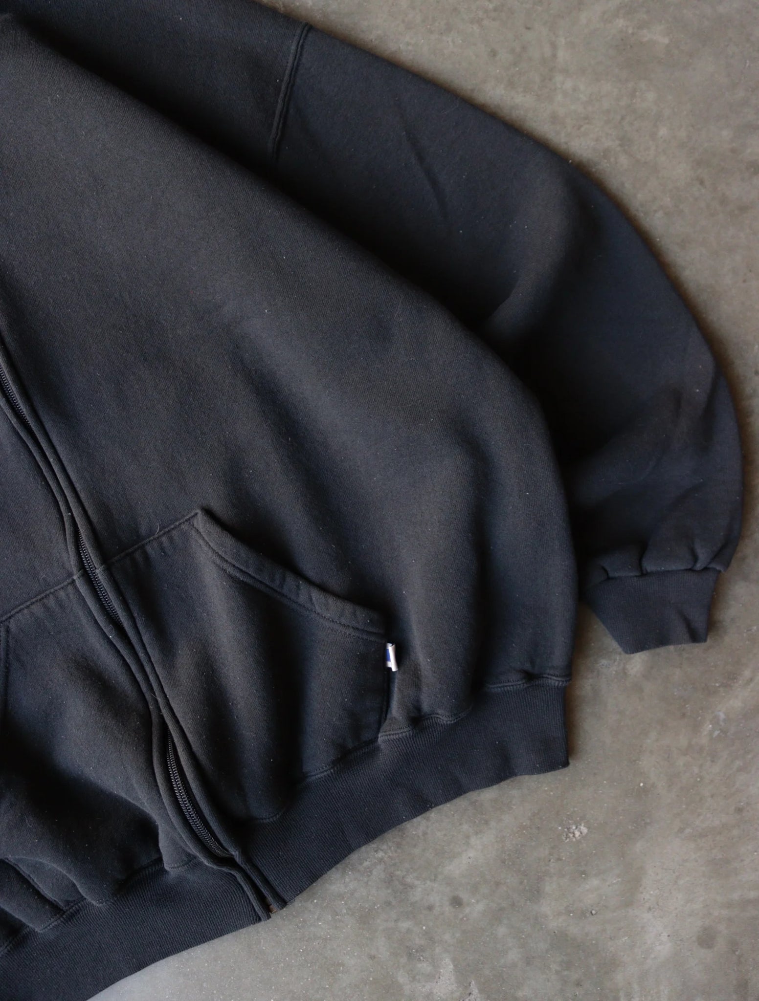 1990S FADED ZIP UP HOODED SWEATSHIRT