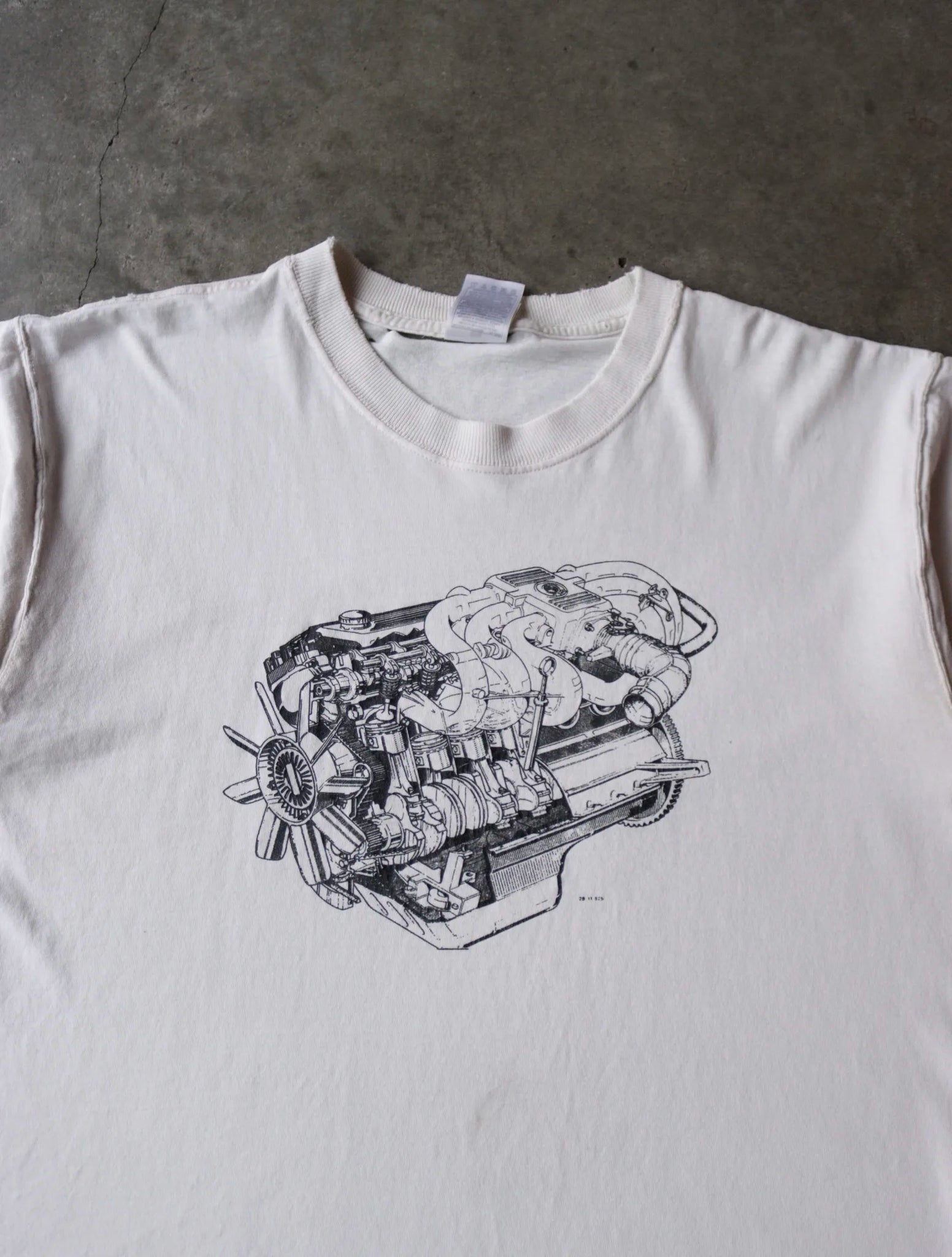 1990S ENGINE TEE