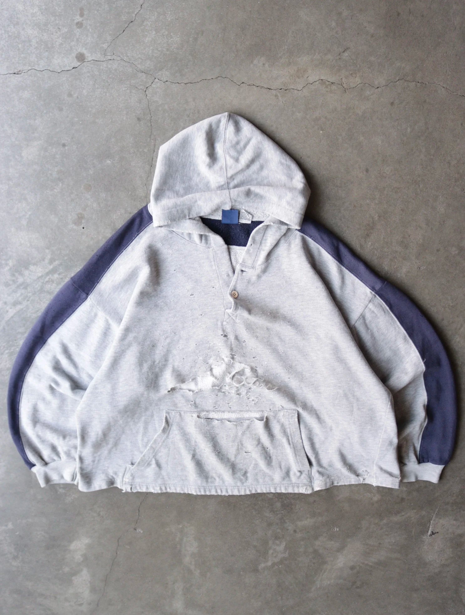 1990S THRASHED HOODED SWEATSHIRT