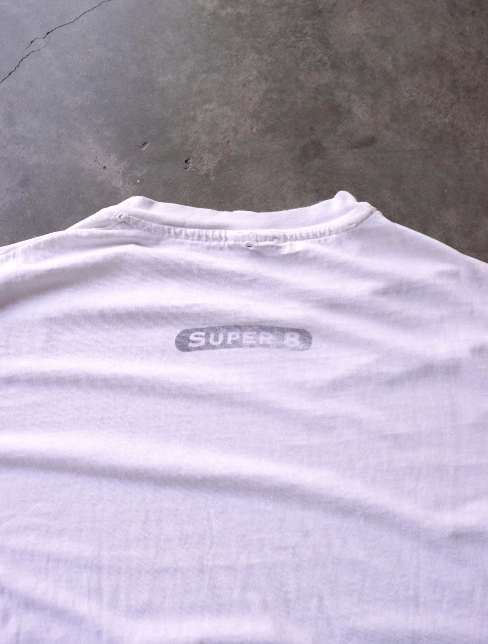 1990S SUPER 8 FADED TEE