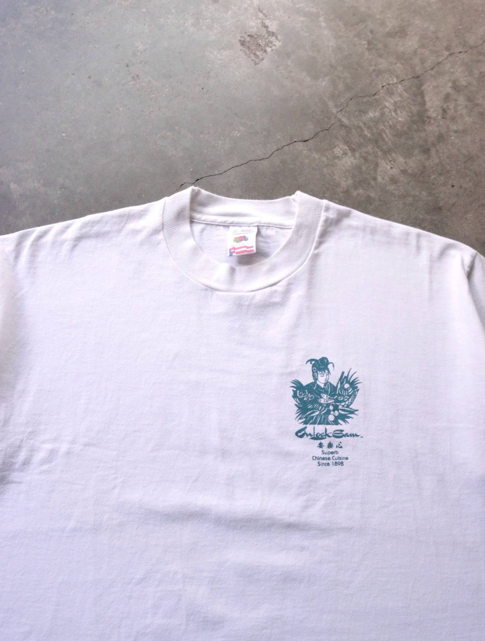 2000S ON LOCK SAM TEE