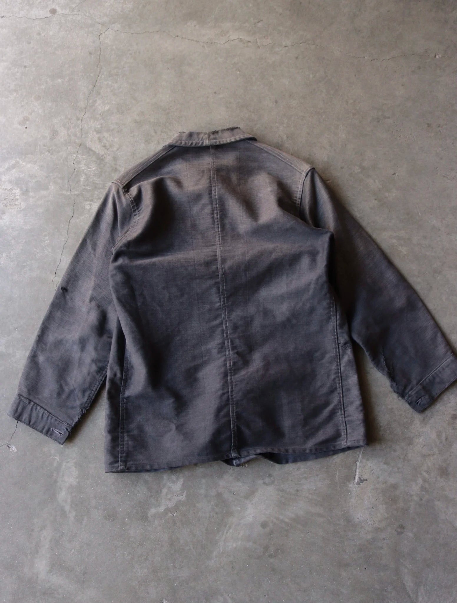 1940S FADED REPAIRED MOLESKIN JACKET