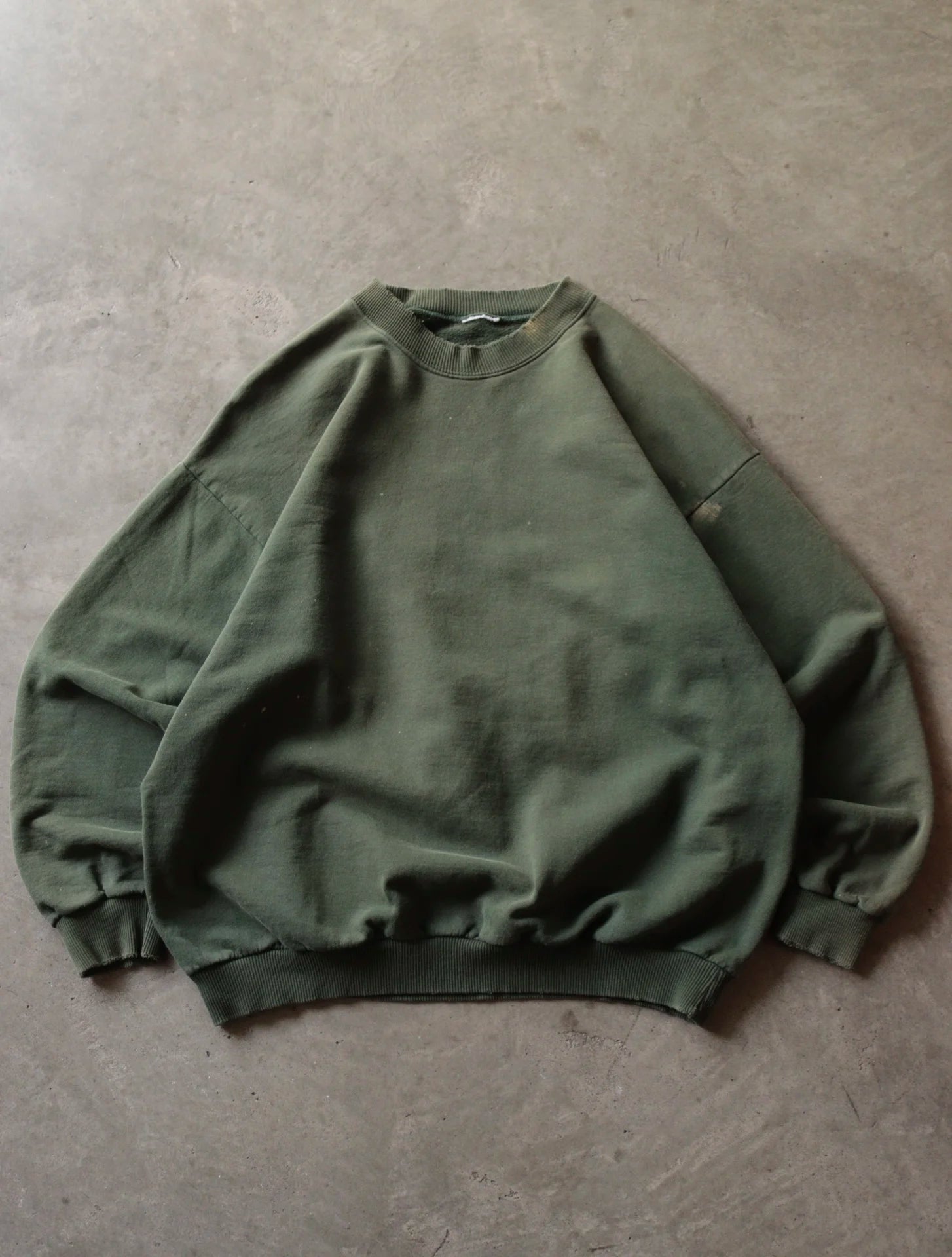 Sweatshirts – TWO FOLD