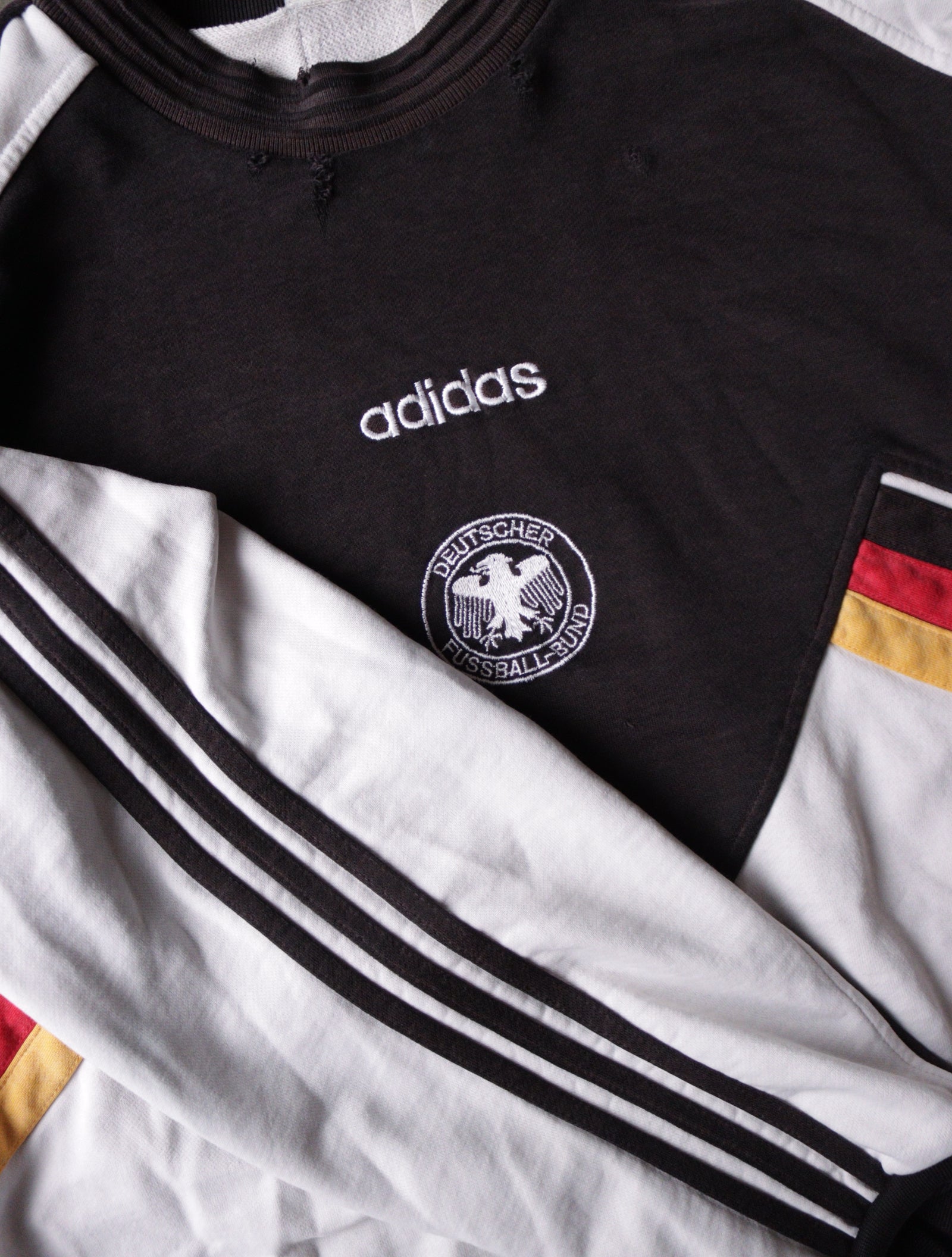 1990S GERMANY SOCCER SWEATSHIRT – TWO FOLD
