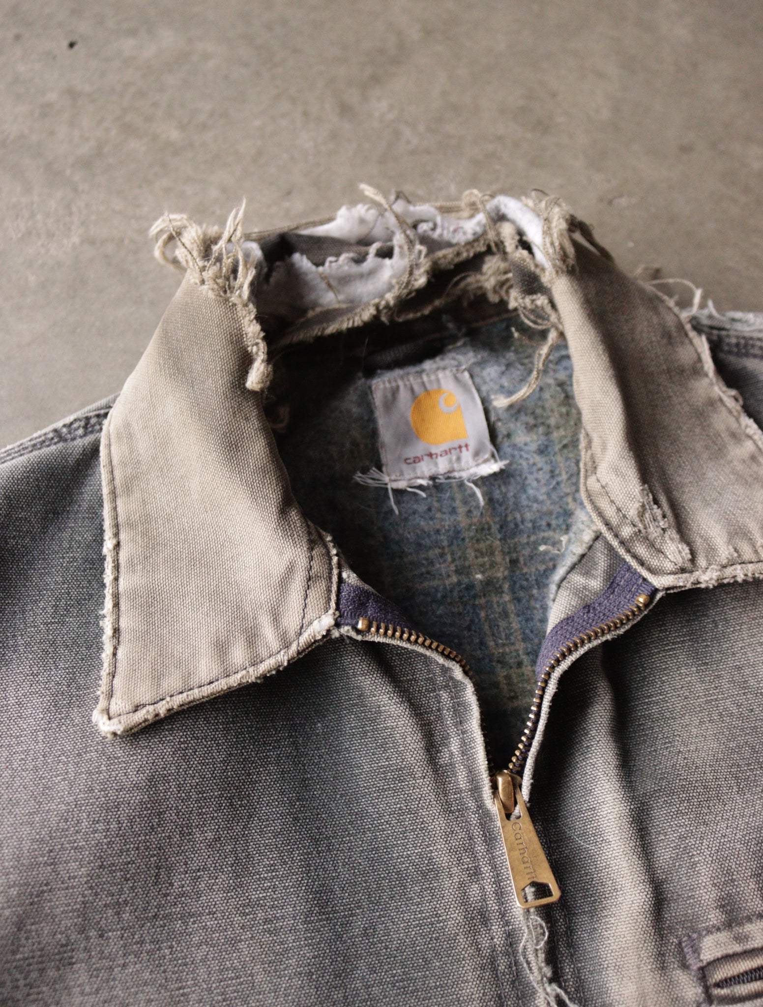 CARHARTT FADED THRASHED WORK JACKET – TWO FOLD