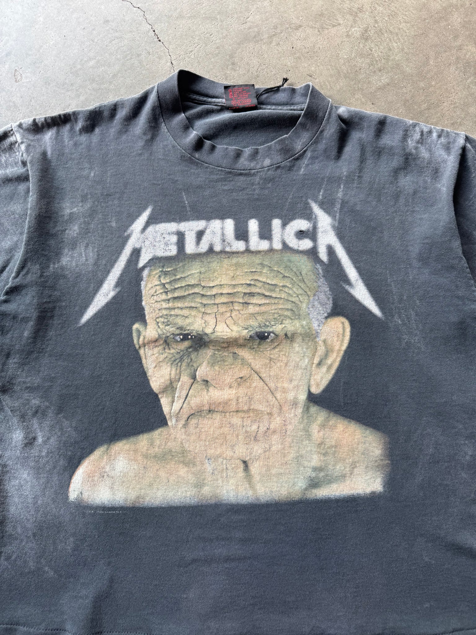 1990s Metallica Enter Sandman Band Tee