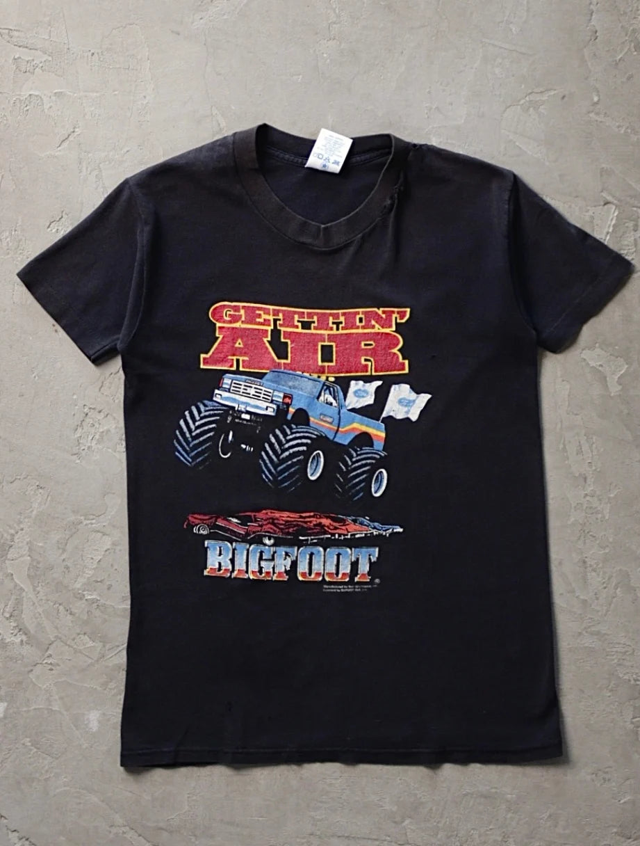 1980S GETTIN AIR TEE