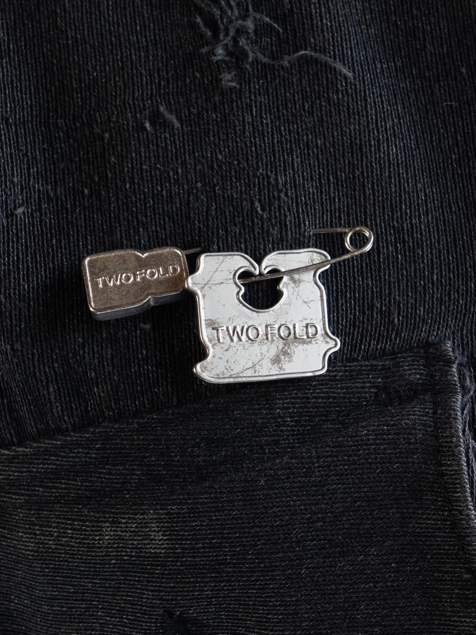 TWO FOLD METAL CHARMS