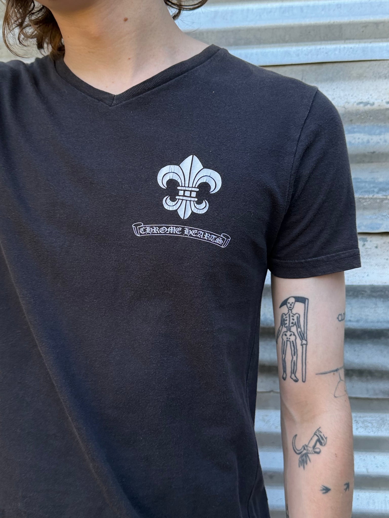 2000S CHROME HEARTS LE FLEUR FADED DISTRESSED TEE