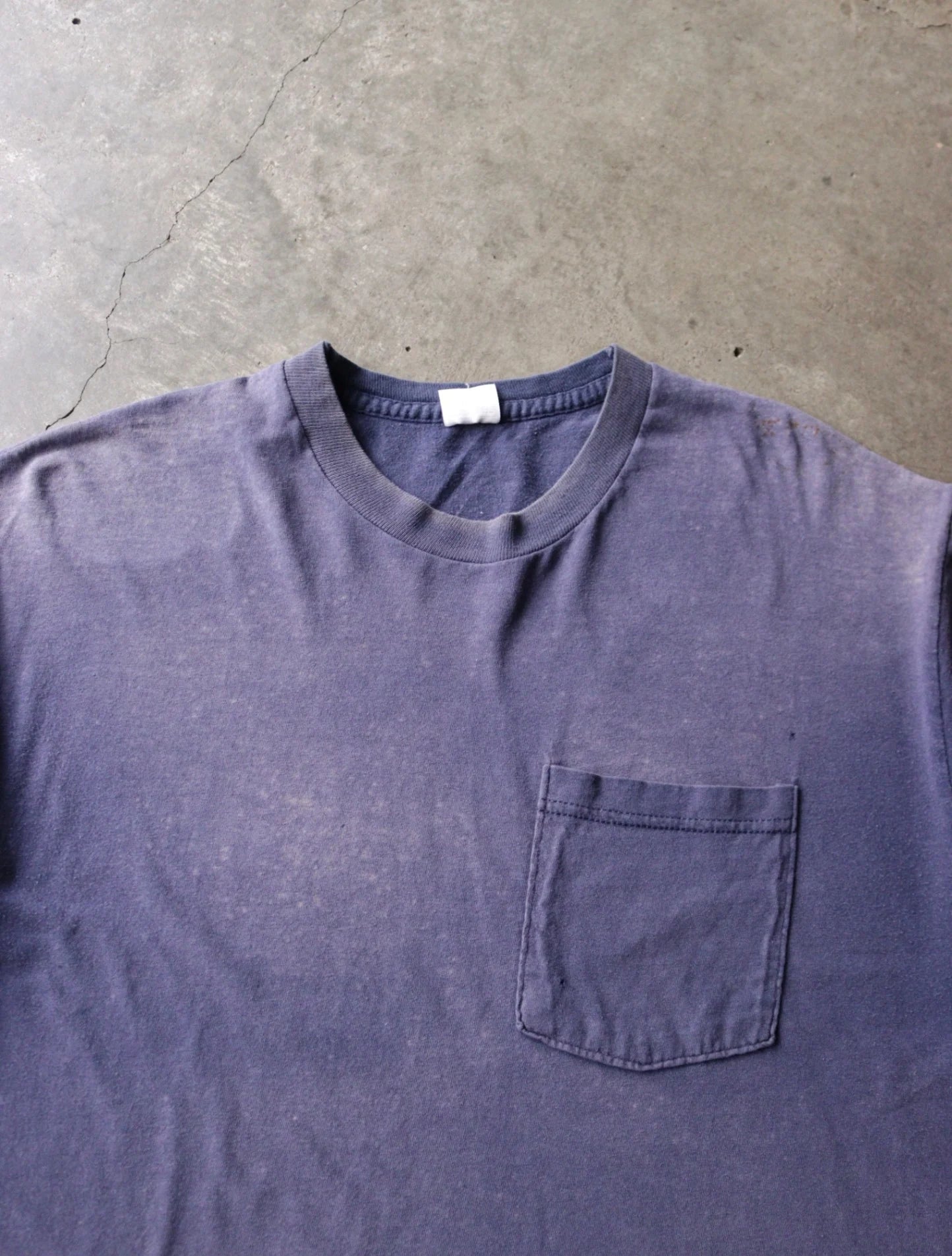 1990S SUN FADED BLANK POCKET TEE