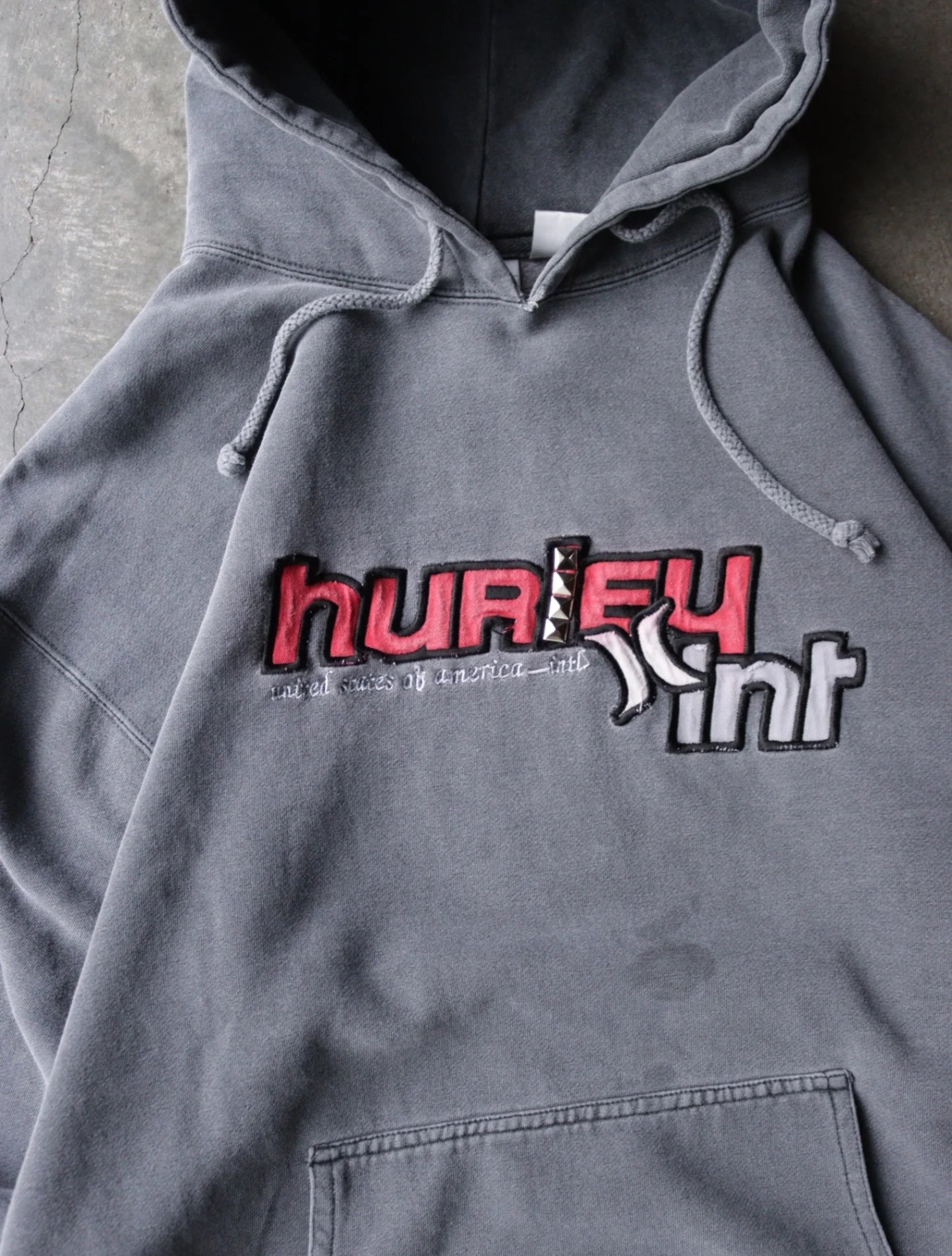 2000S HURLEY STUDDED HOODED SWEATSHIRT