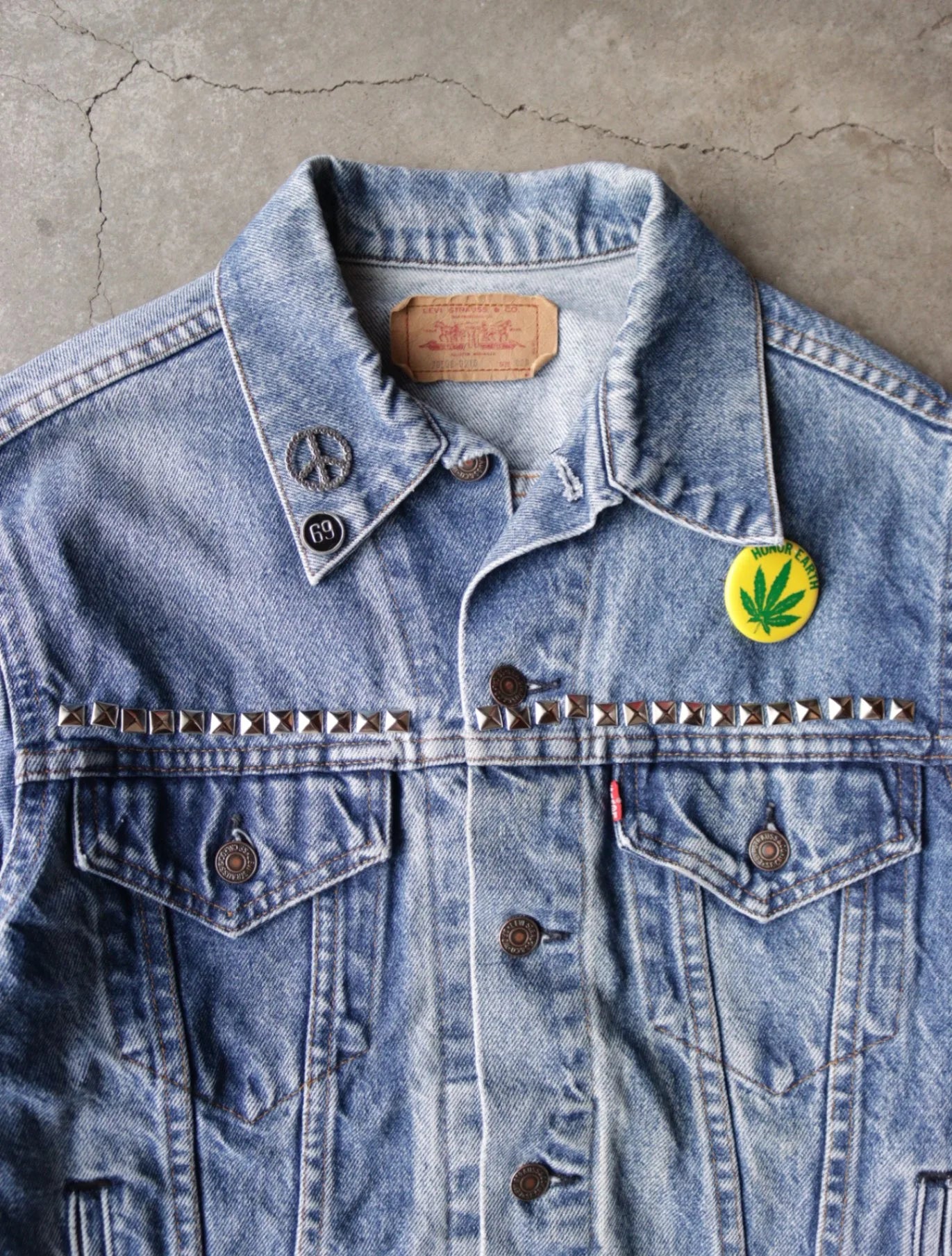 1980S LEVIS STUDED DENIM JACKET