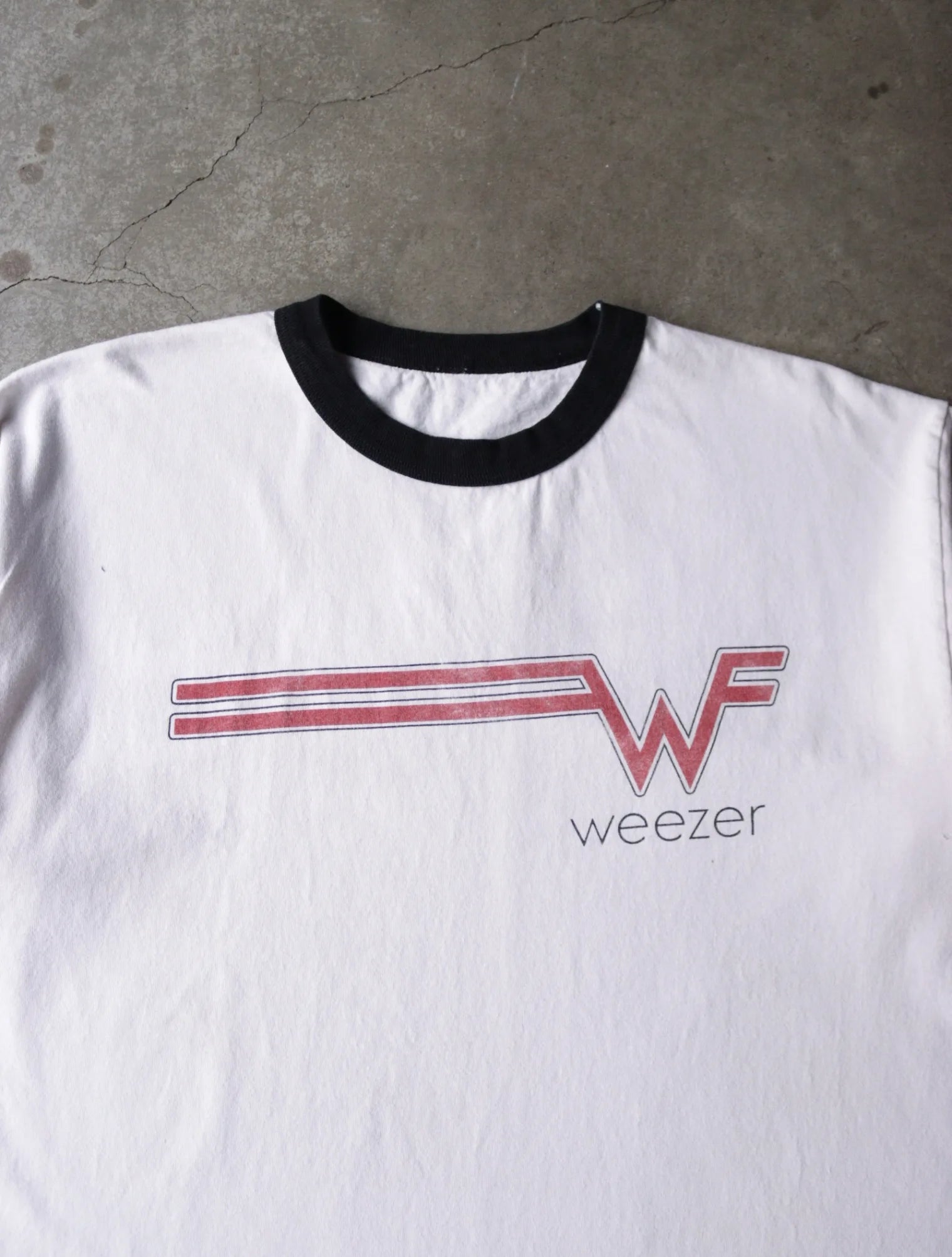 2000S WEEZER BAND TEE