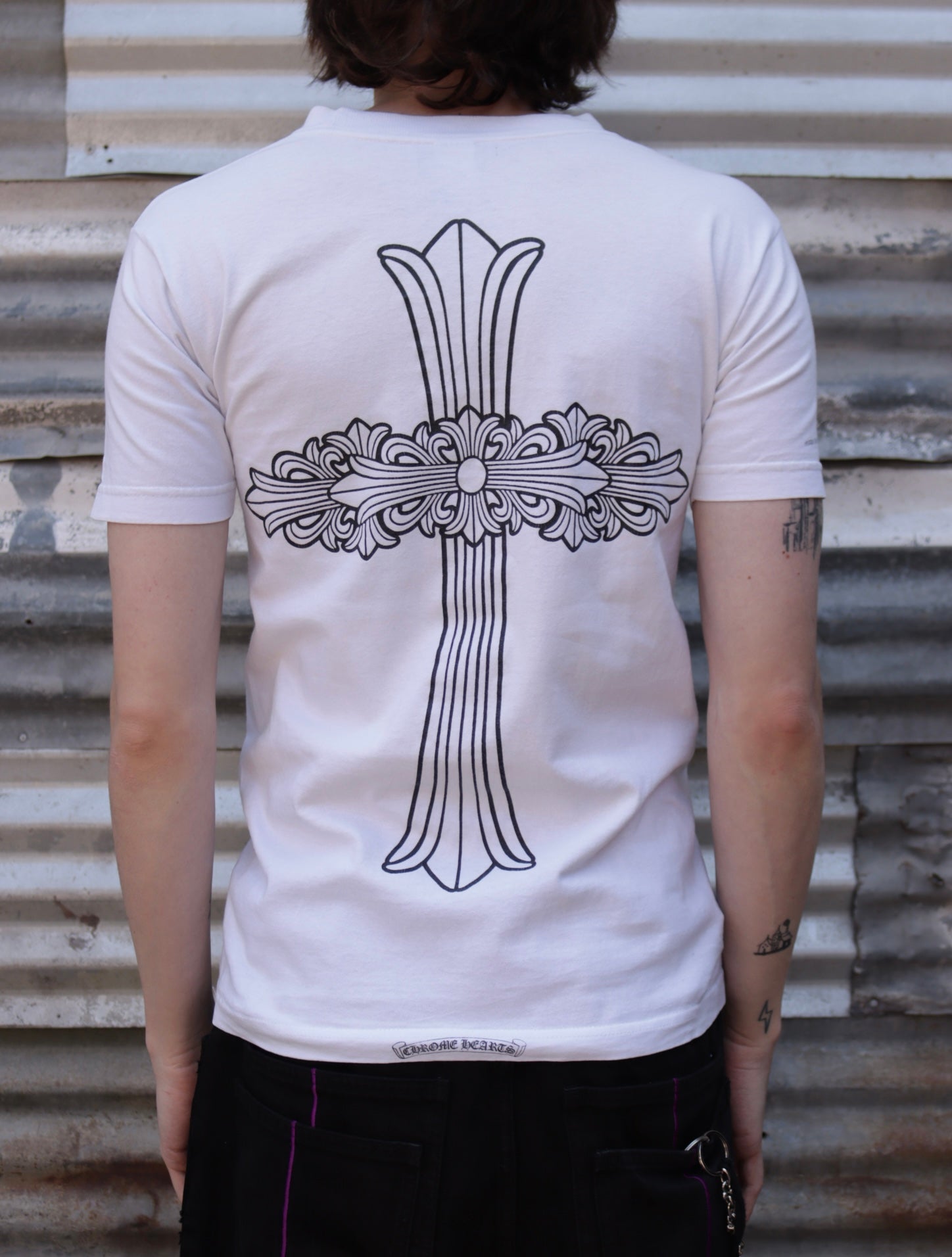 2000S CHROME HEARTS CROSS TEE