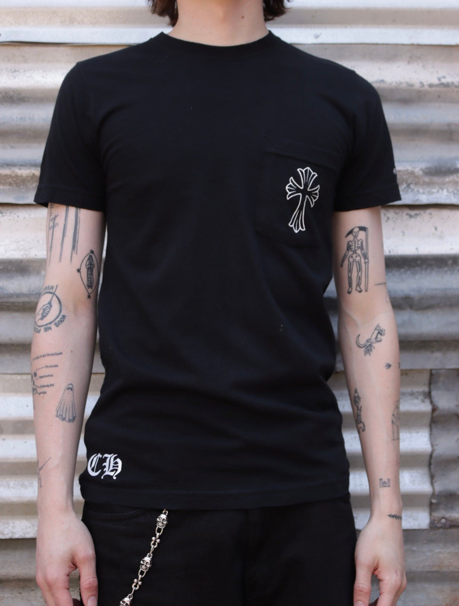 2000S CHROME HEARTS CROSS TEE