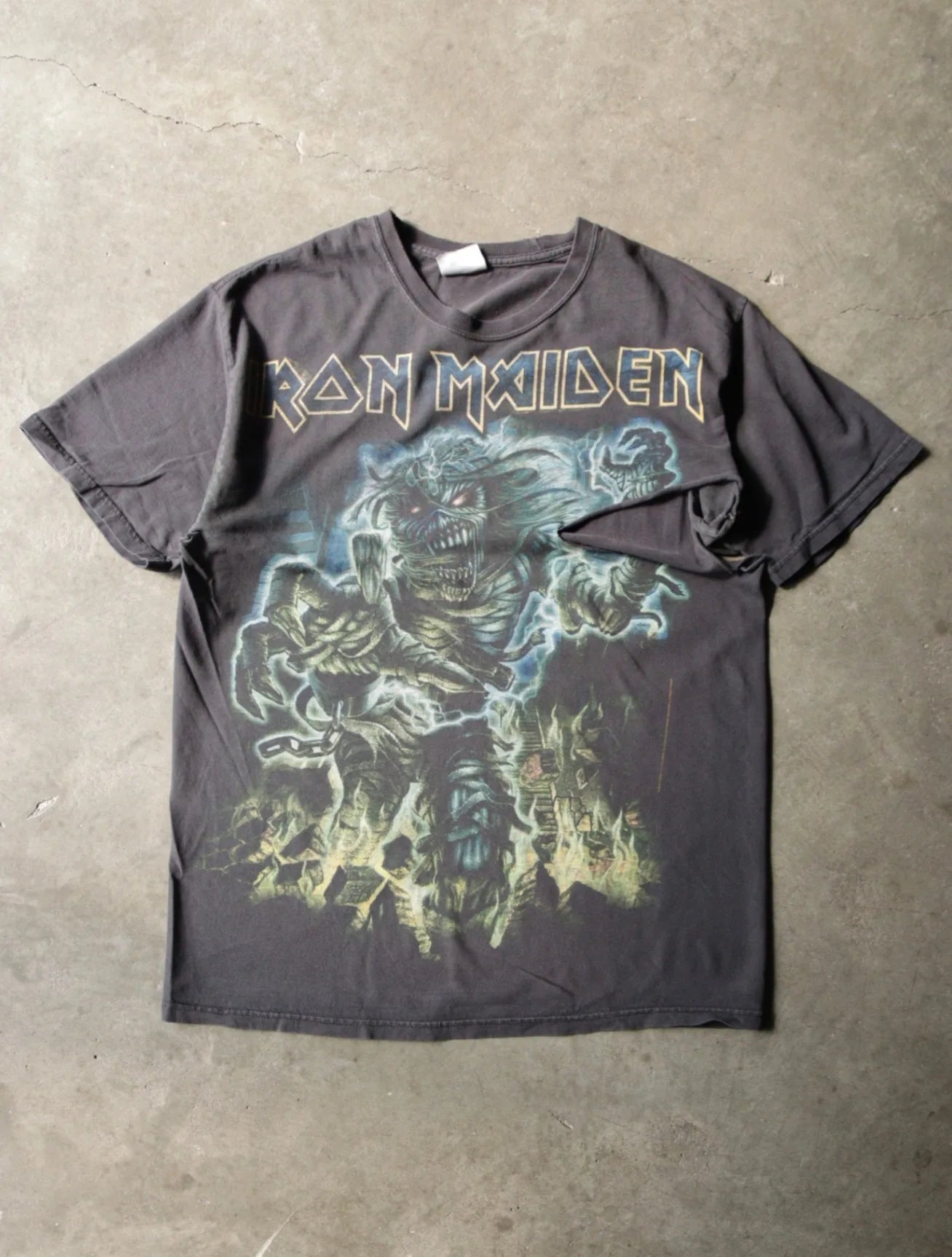 2000S IRON MAIDEN THRASHED BAND TEE