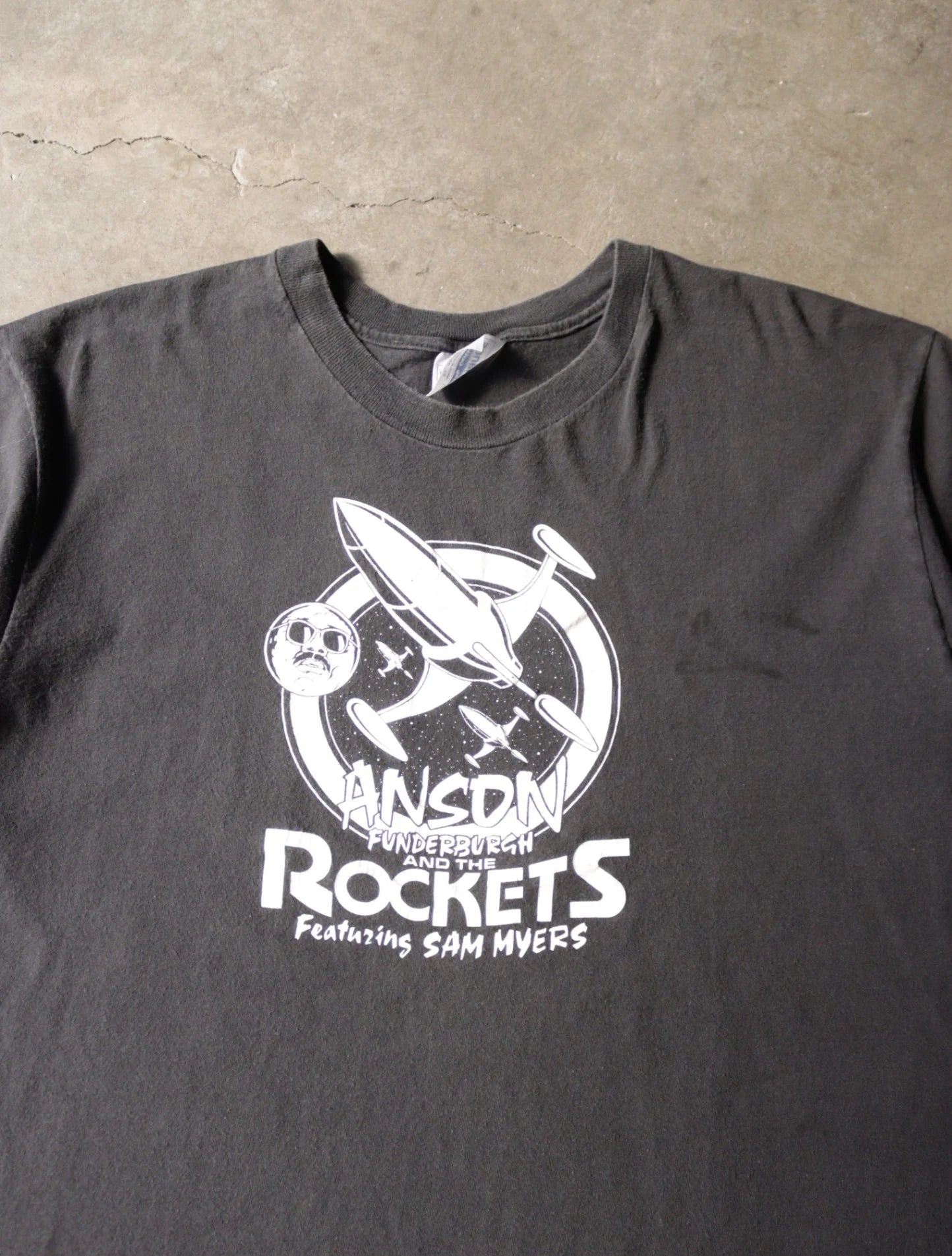 1990S ROCKETS BAND TEE