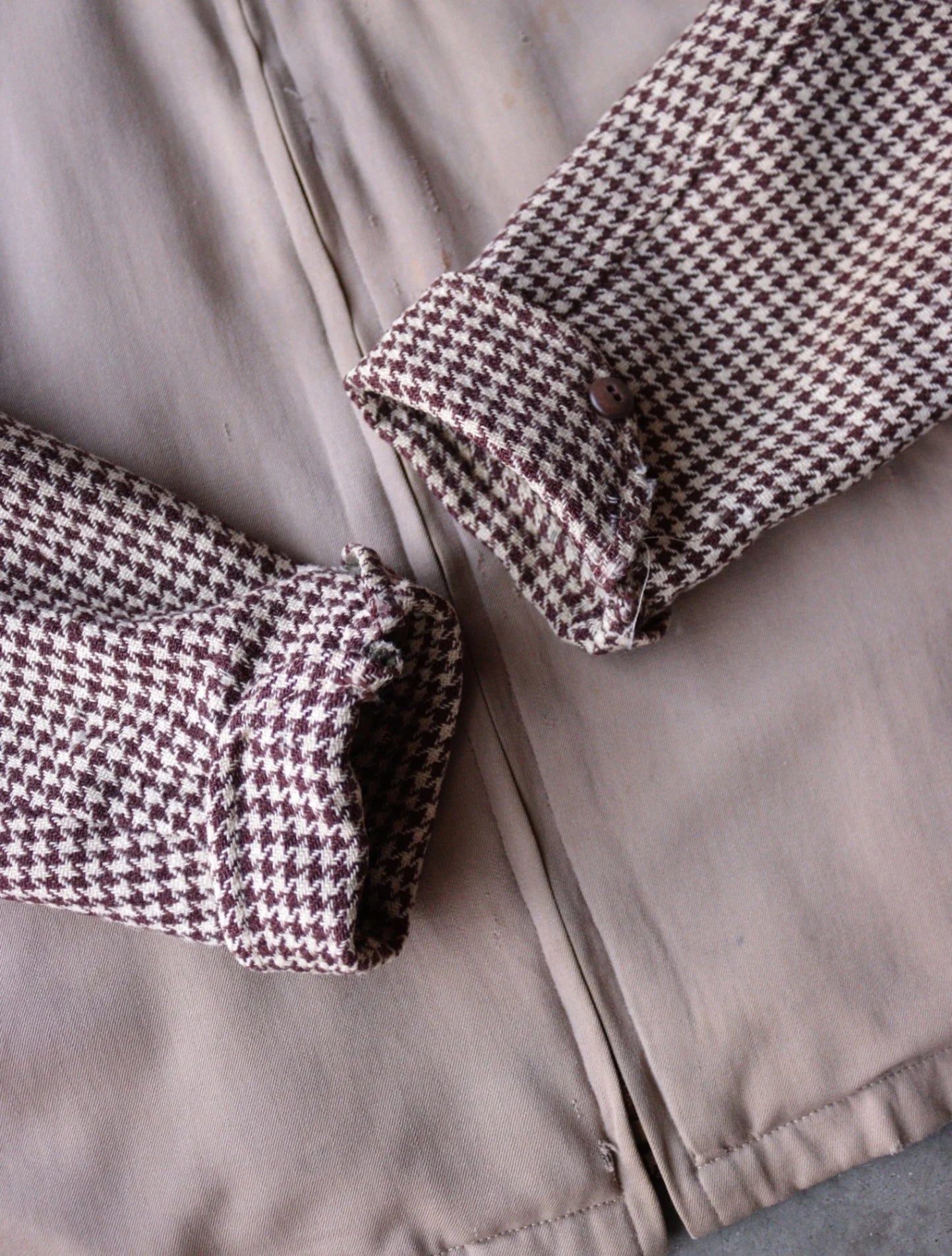 1940S HOUNDSTOOTH GABARDINE JACKET – TWO FOLD