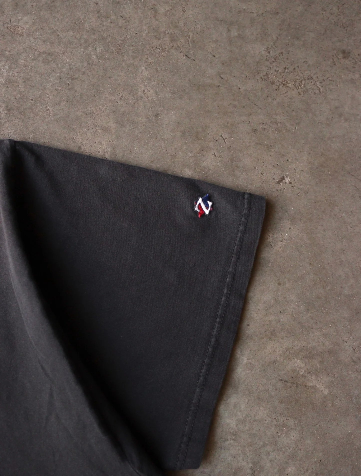 2000S OVERSIZED POCKET TEE