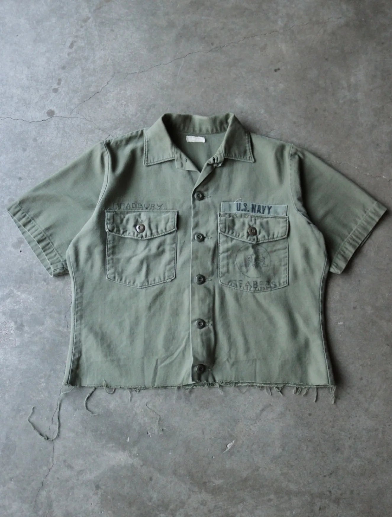 1980S MILITARY BUTTON UP SEA BEES SHIRT