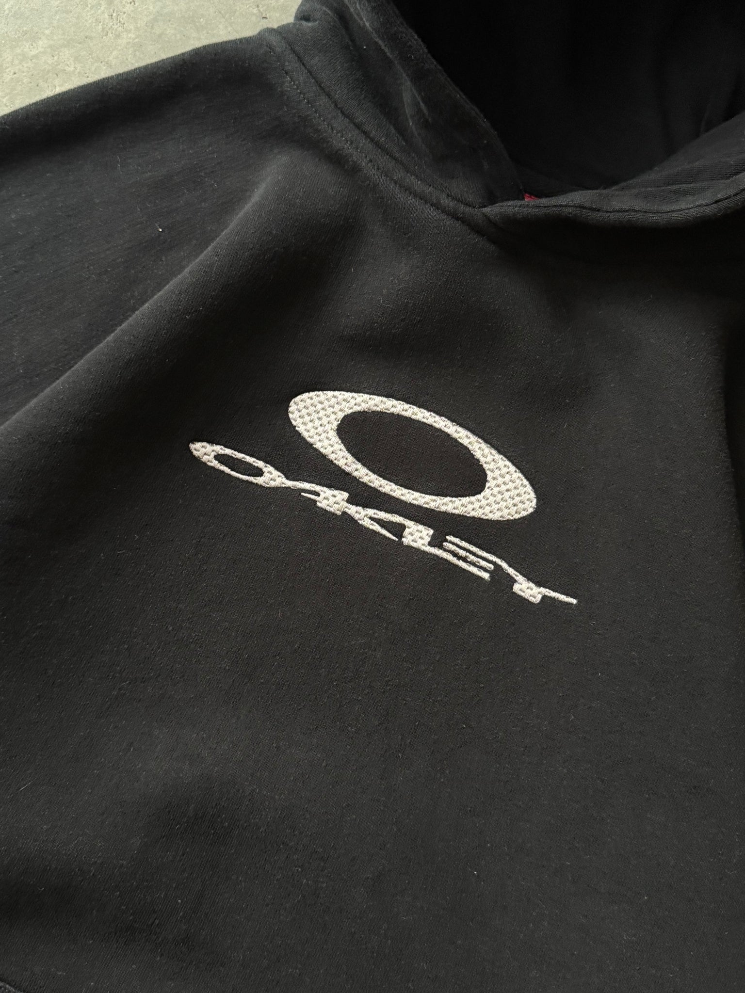 2000S OAKLEY HOODED SWEATSHIRT