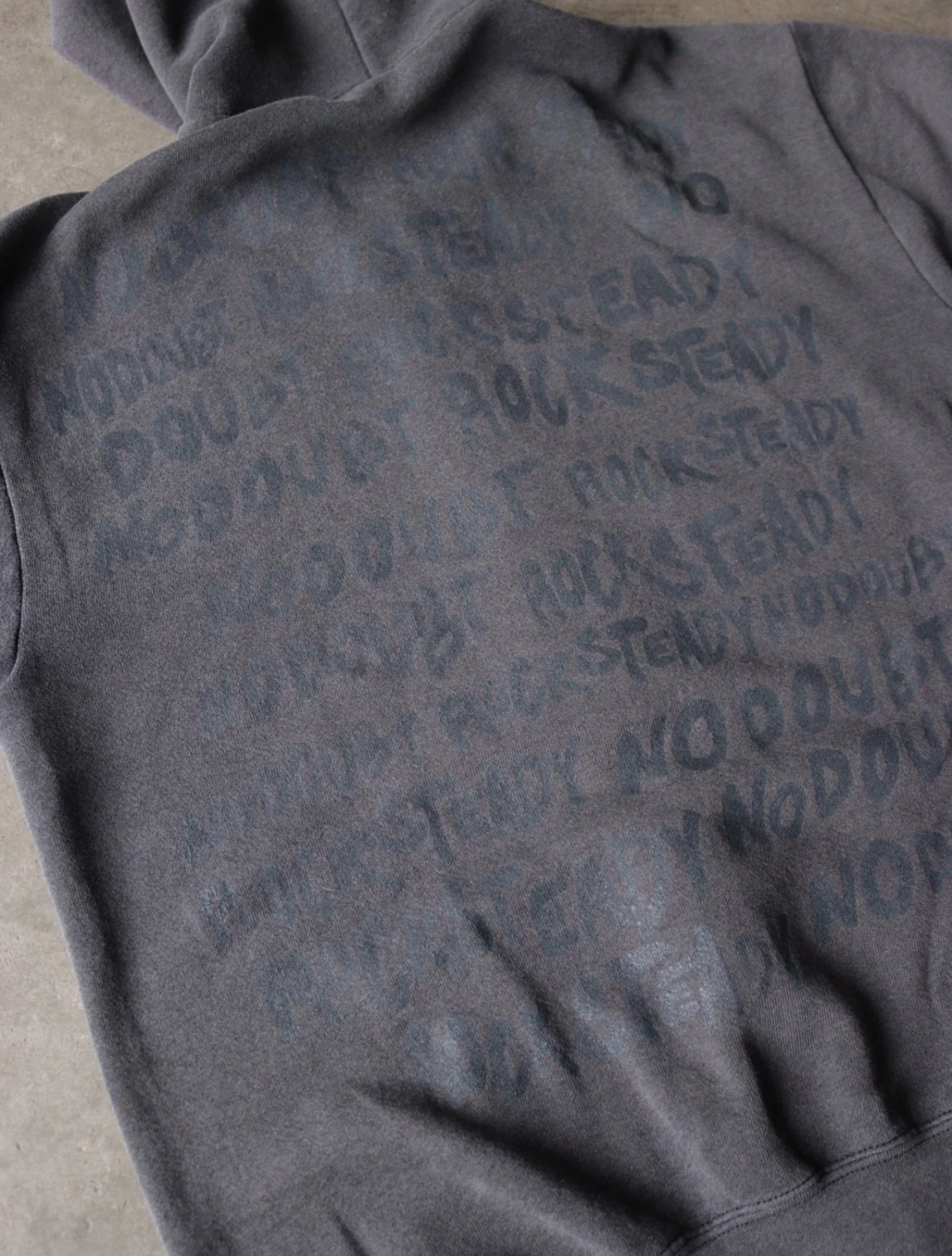 1990S FADED ZIP UP HOODED SWEATSHIRT