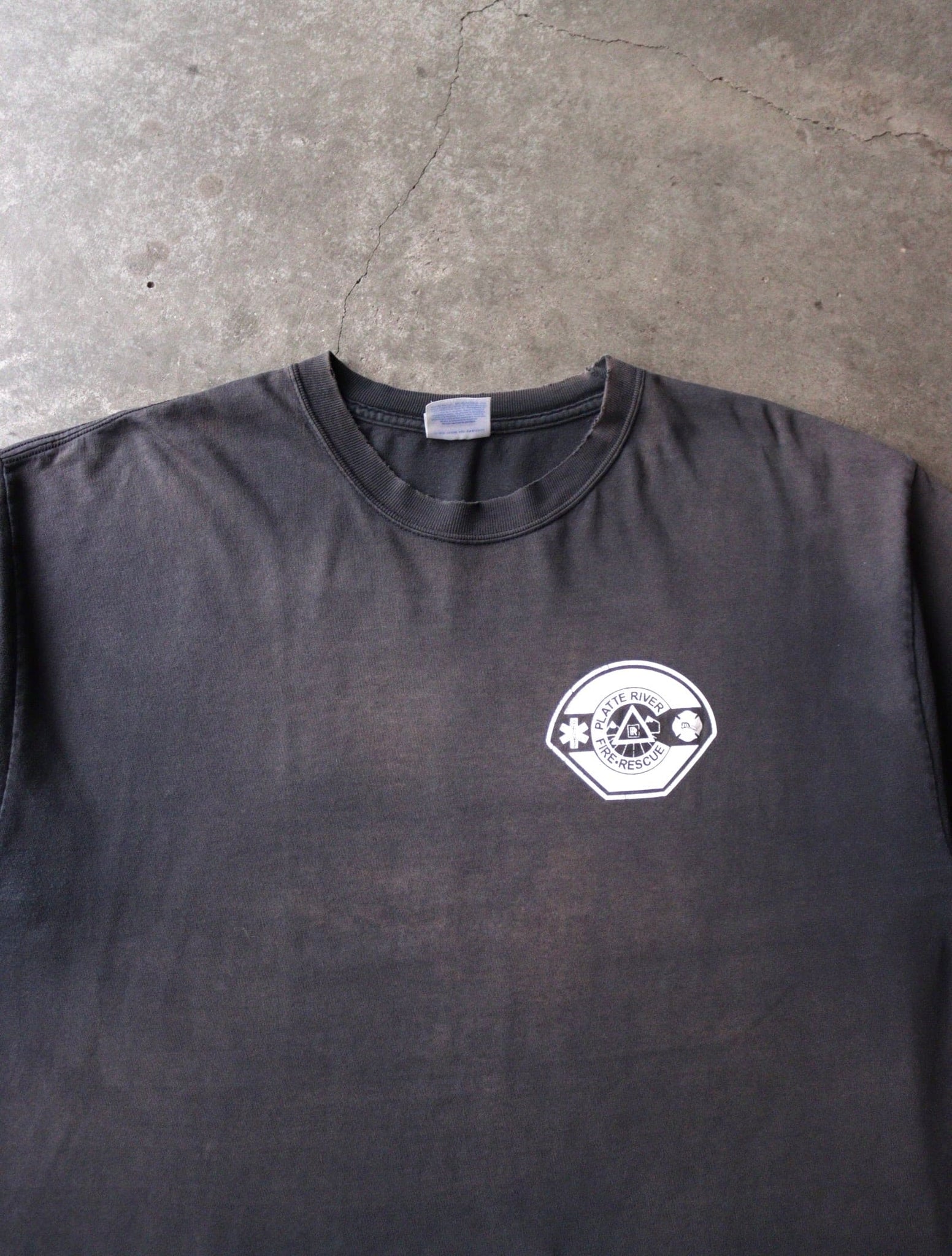 2000S SUN FADED PLATTE RIVER RESCUE TEE