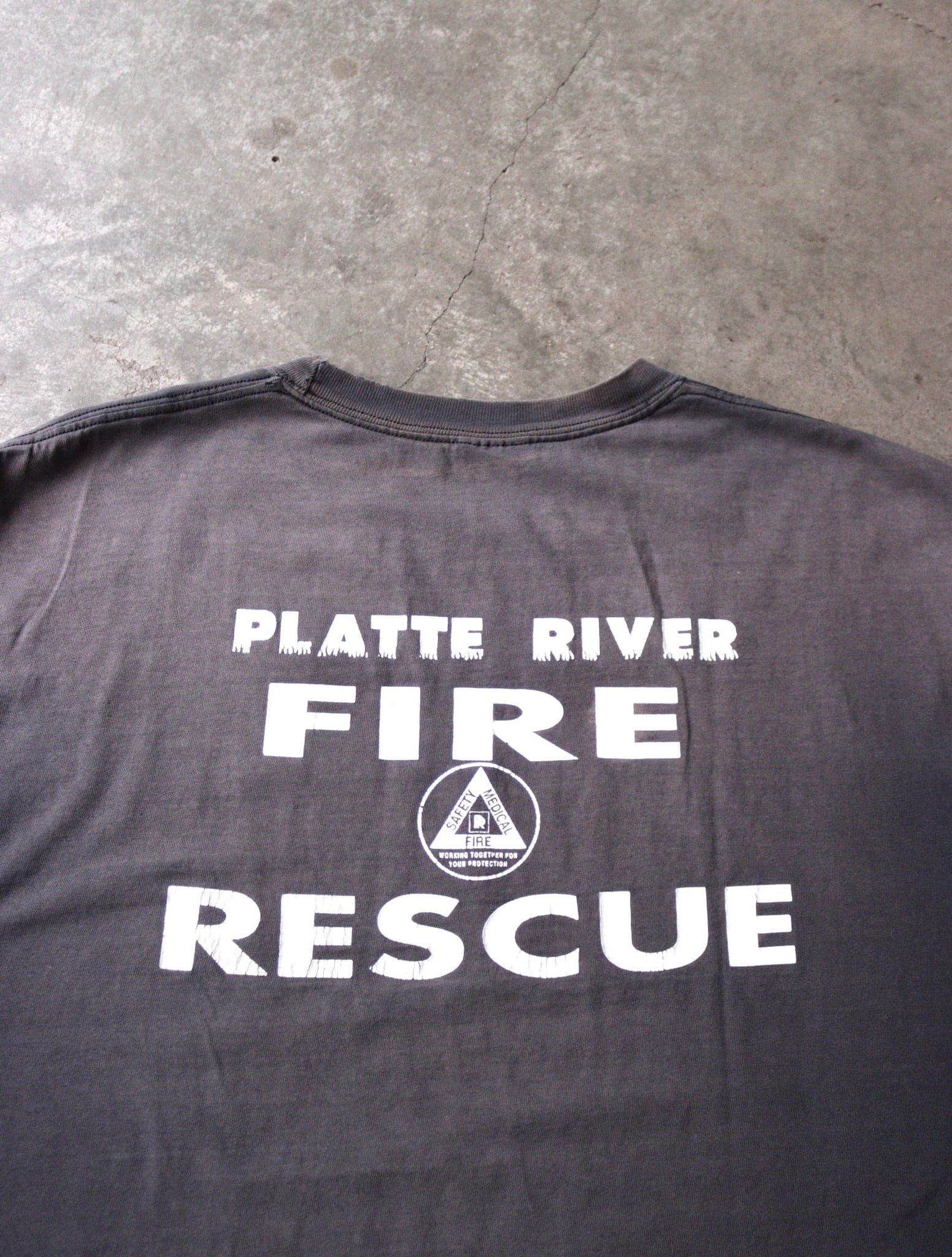 2000S SUN FADED PLATTE RIVER RESCUE TEE