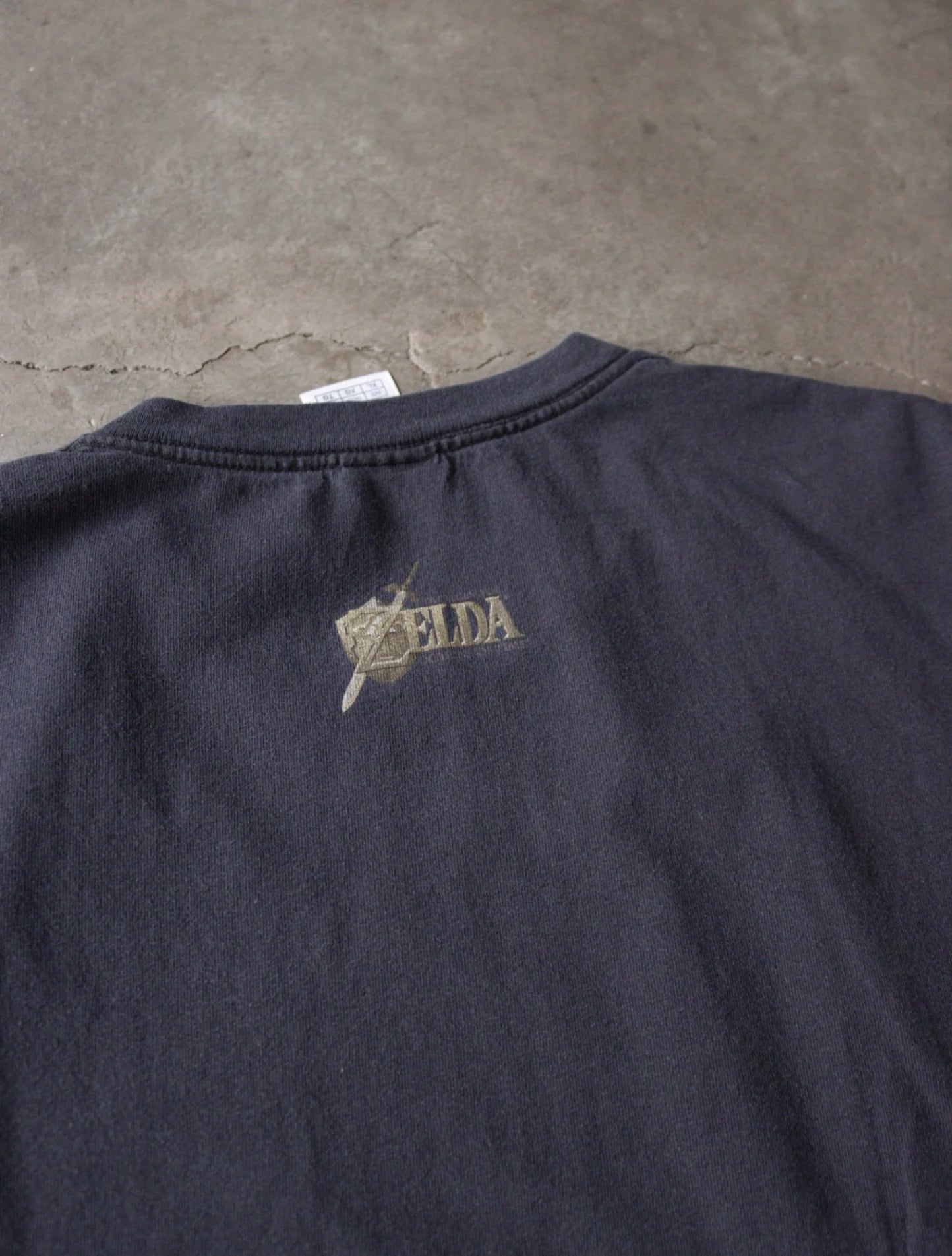 2000S ZELDA TEE