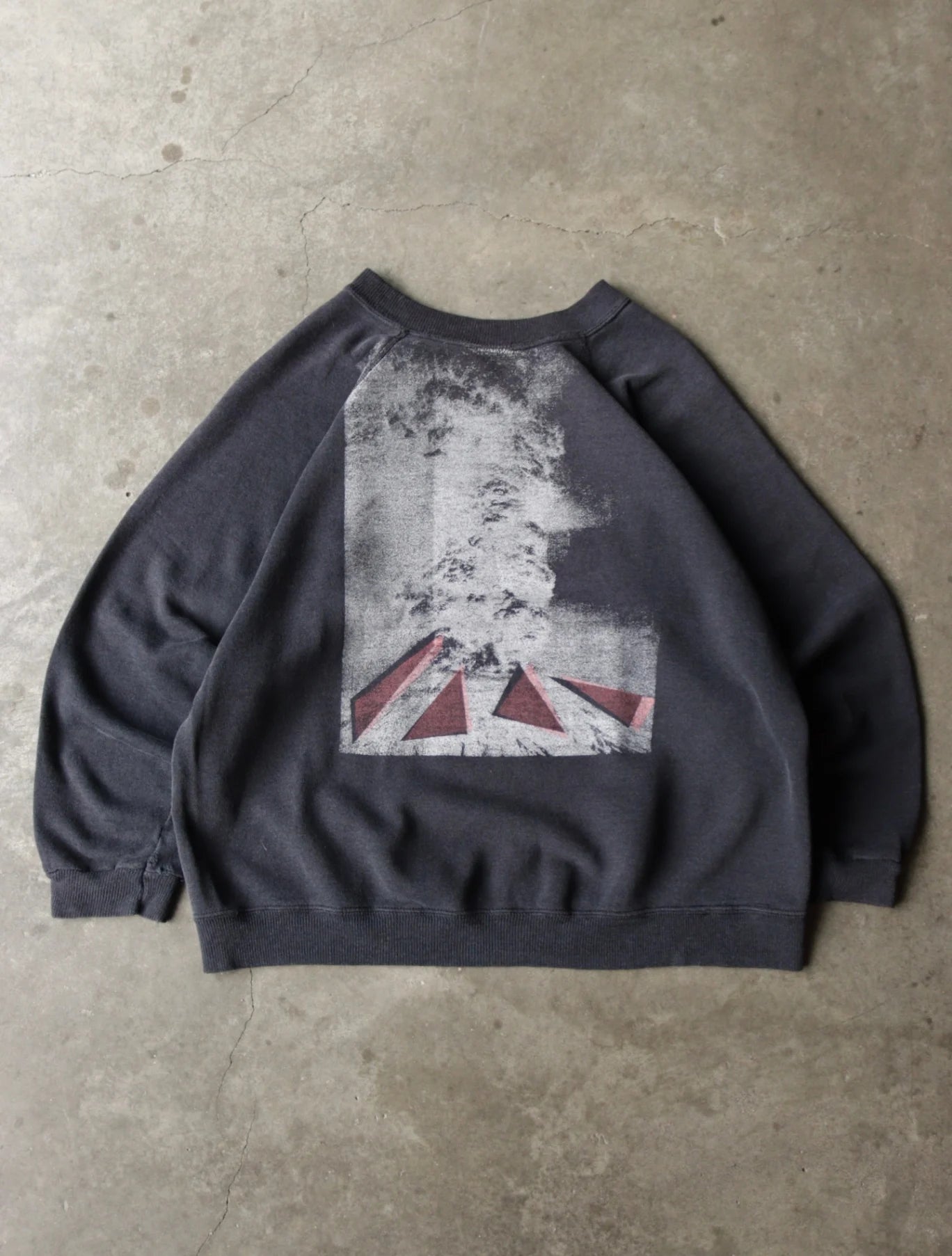 1990S GRAPHIC SWEATSHIRT